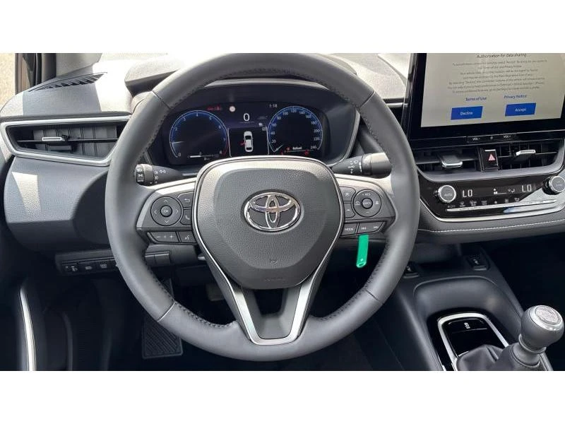 Toyota Corolla SDN 1.5 6MT EXECUTIVE MY25 - НОВА, снимка 13 - Автомобили и джипове - 54843986