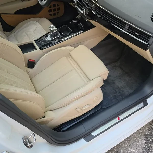 Audi A4 (B9) 35 Tdi Premium, снимка 13 - Автомобили и джипове - 54994901
