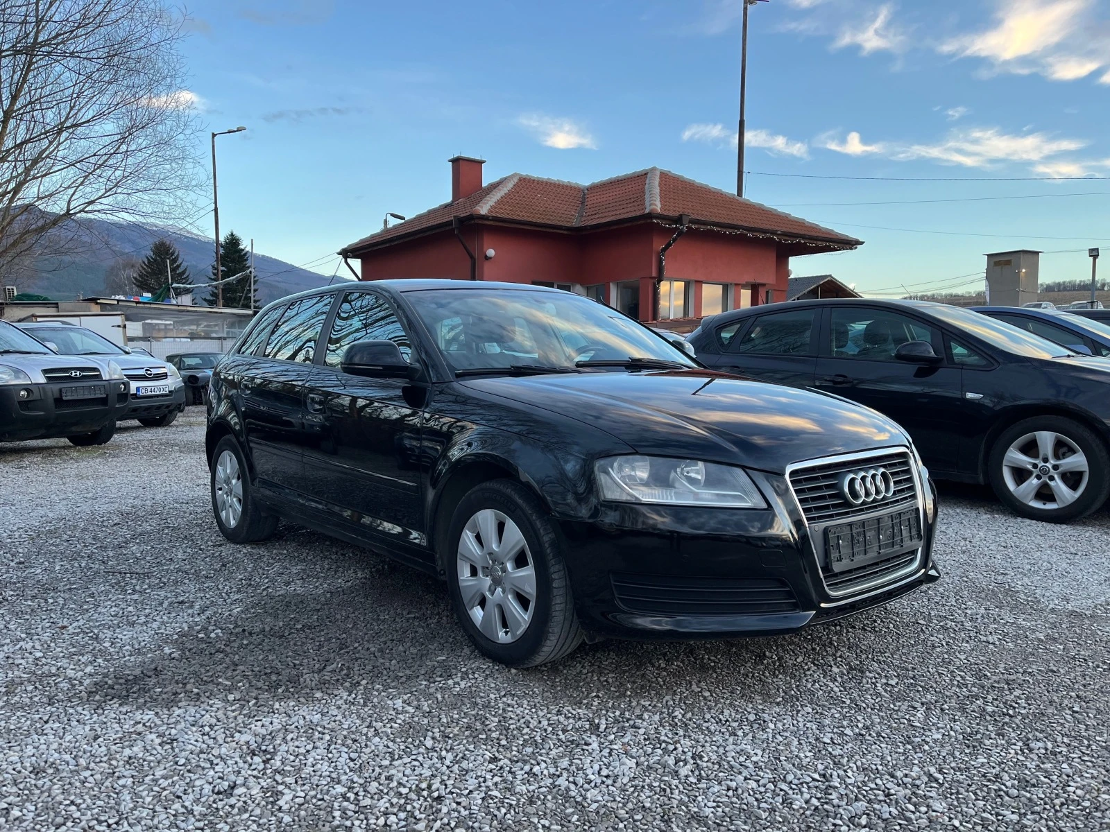 Audi A3 1.6TDI  105k c - изображение 2