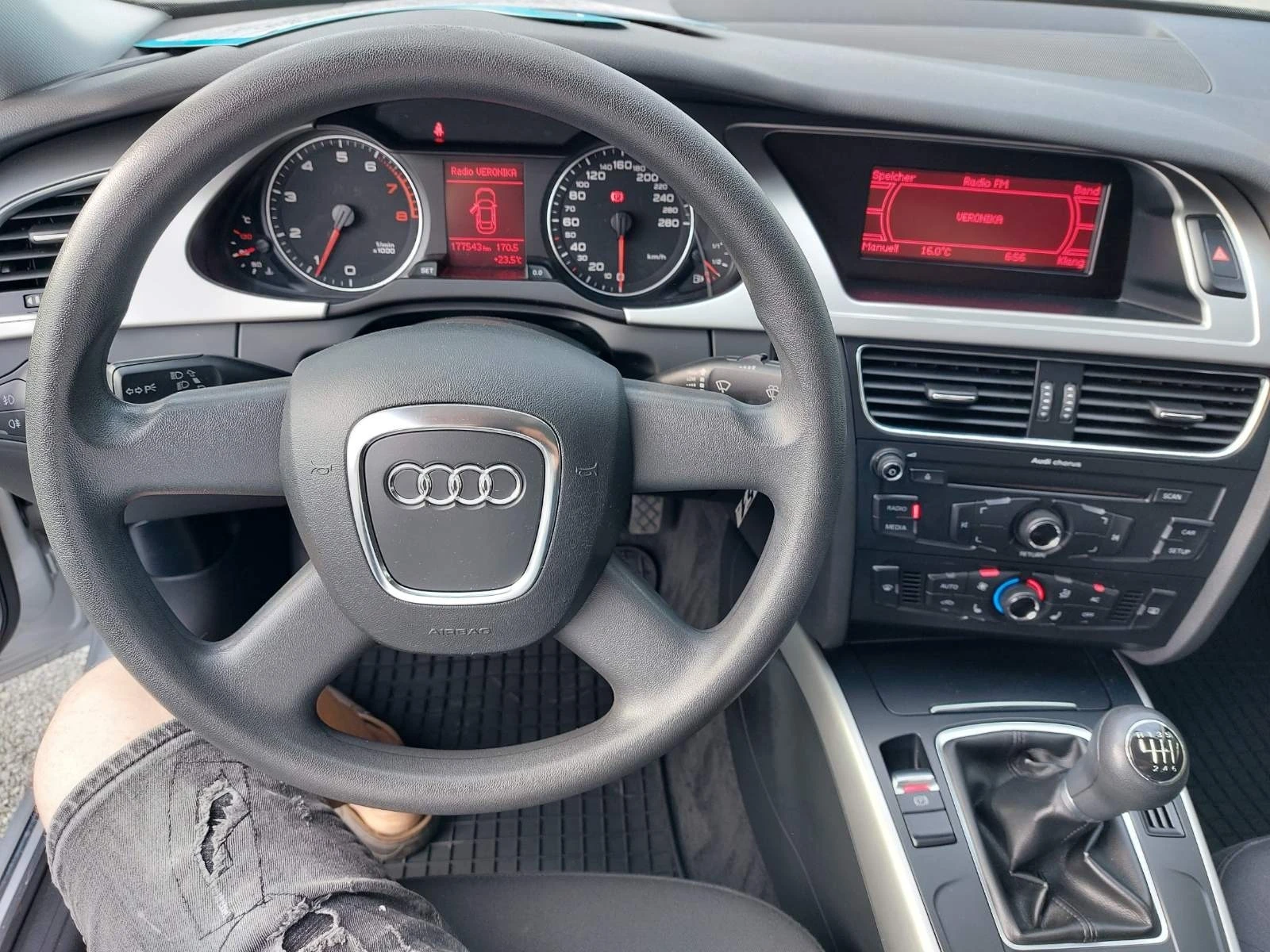 Audi A4 1.8, 6ск | Mobile.bg — изображение 12