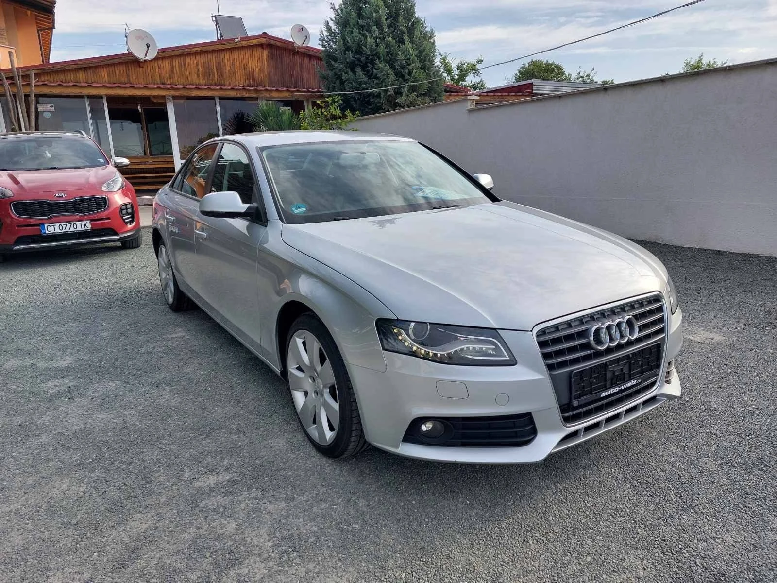 Audi A4 1.8, 6ск - изображение 2