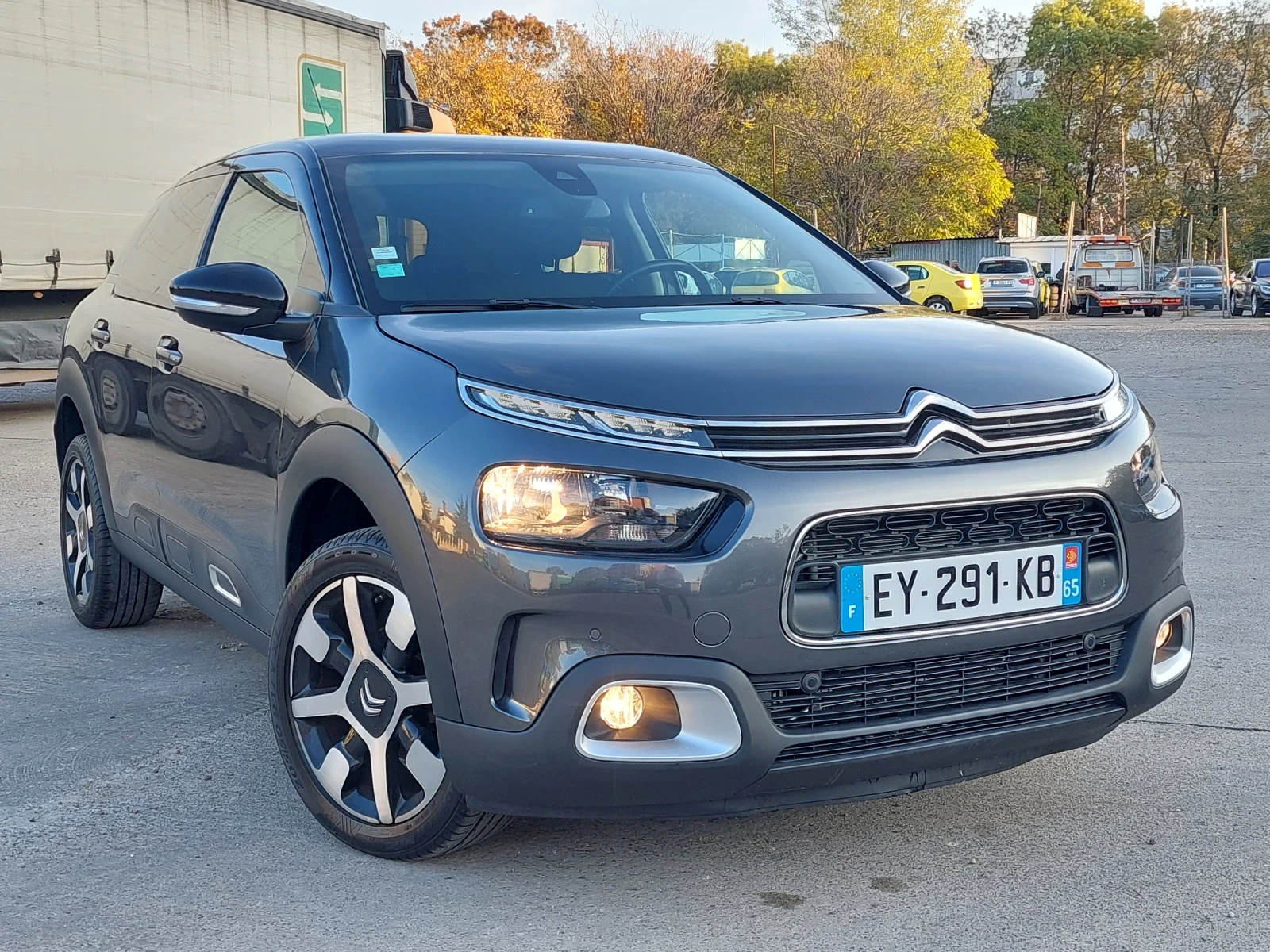 Citroen C4 Cactus 1.6 e-HDI 99hp * EURO 6 * НАВИГАЦИЯ * КАМЕРА *  - [1] 