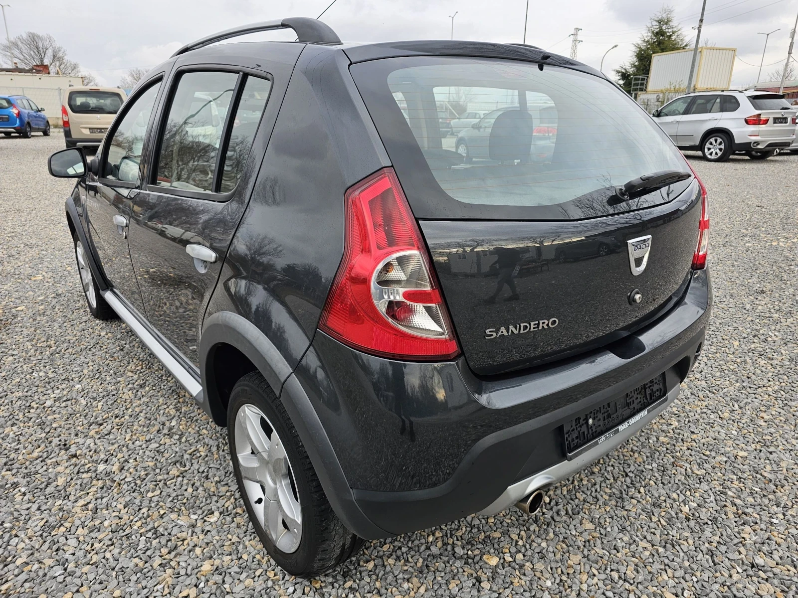 Dacia Sandero 1.6i  STEPWAU - изображение 6