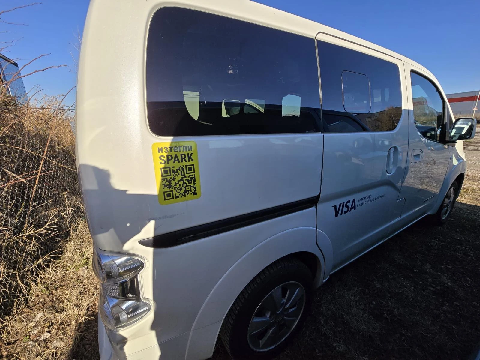 Nissan e-NV200 7 места - изображение 8