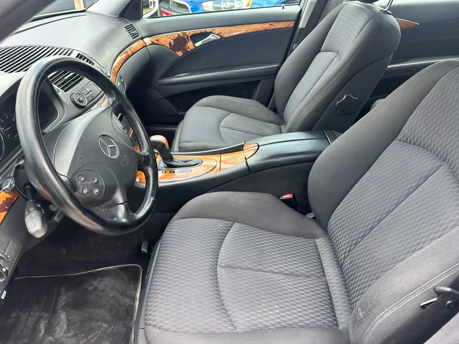 Mercedes-Benz E 220 220 CDI-150k.c. АВОМАТИК СЕДАН - изображение 8