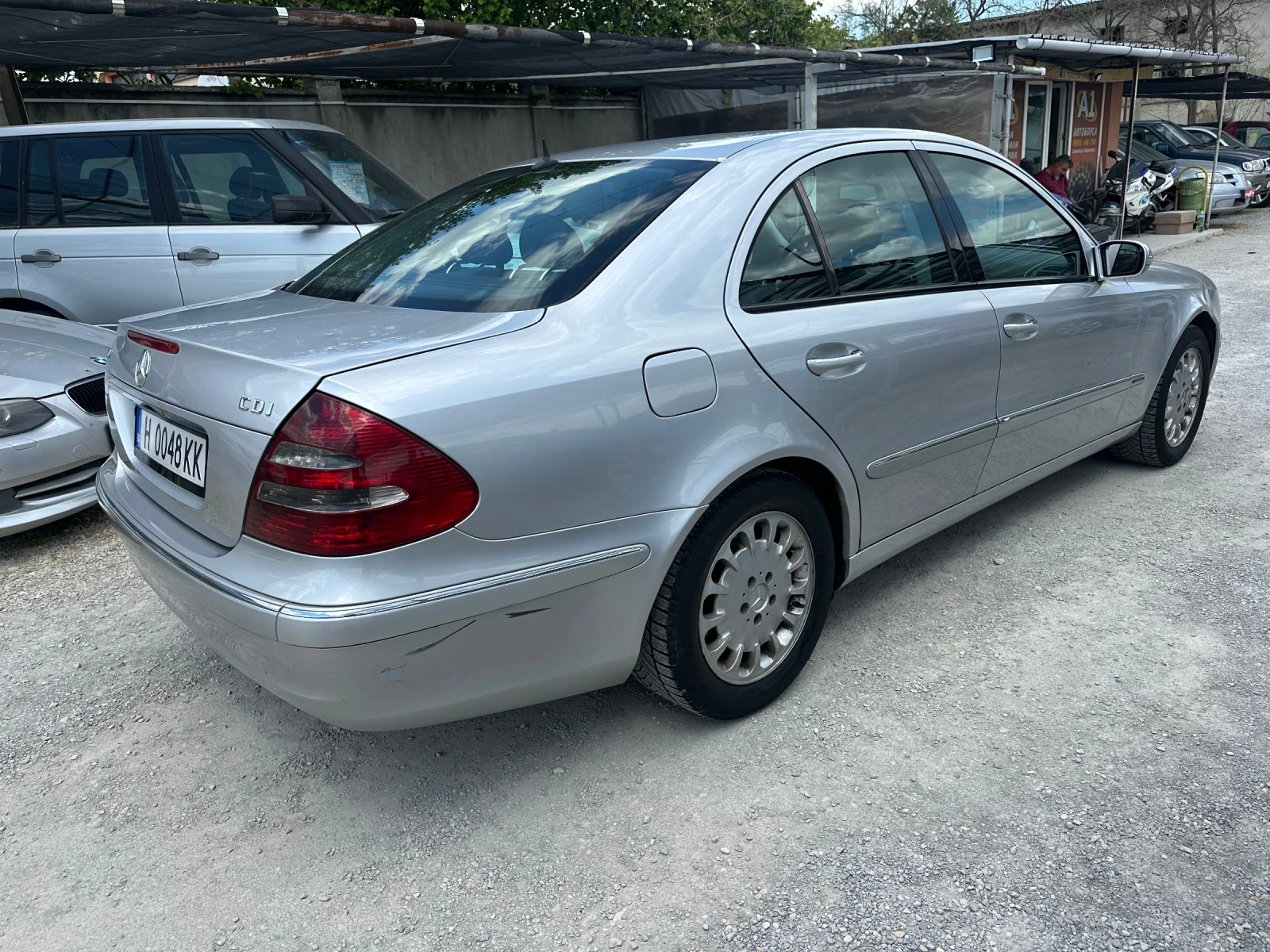 Mercedes-Benz E 220 220 CDI-150k.c. АВОМАТИК СЕДАН - изображение 4