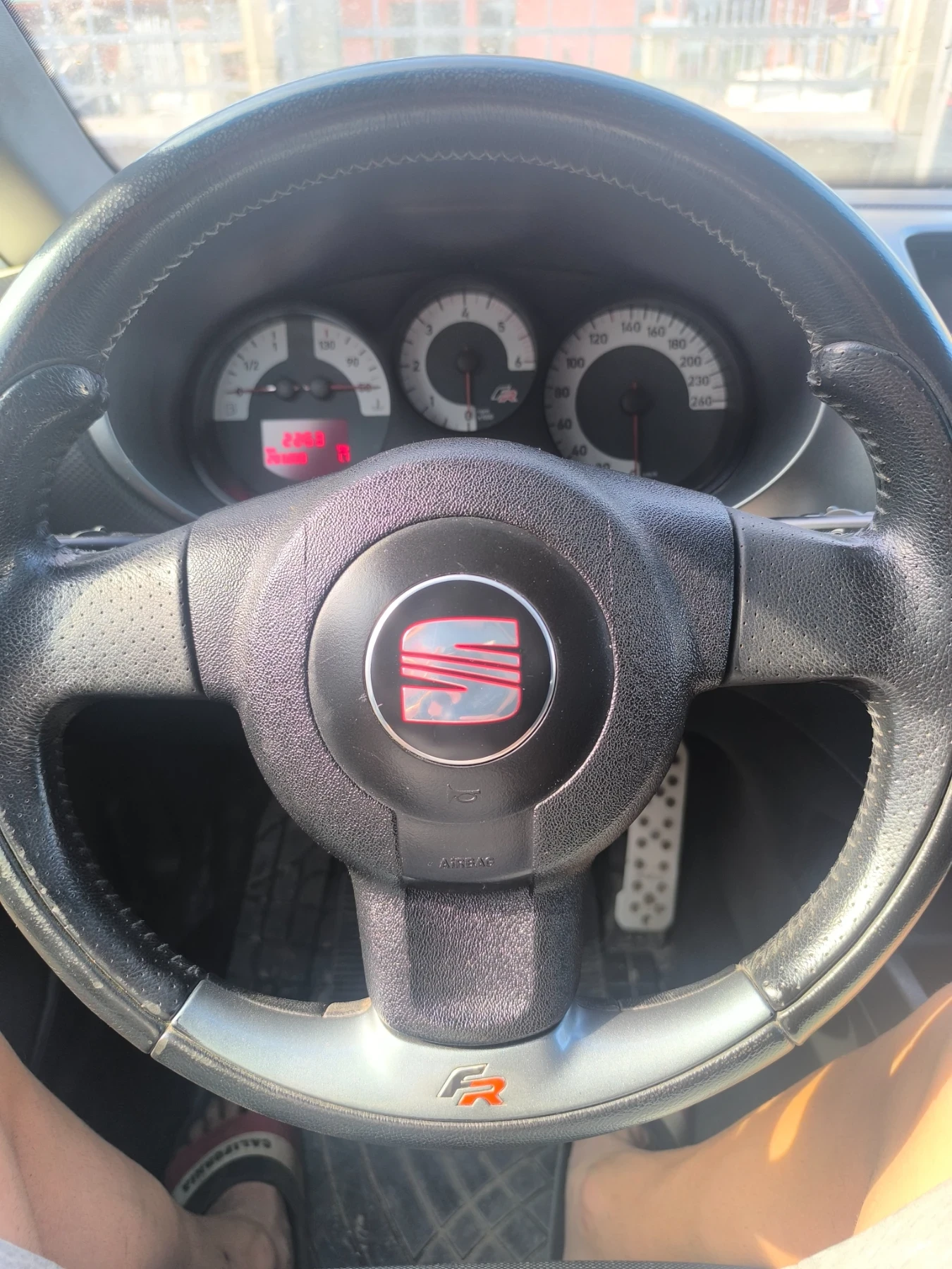 Seat Leon FR 170 - изображение 5
