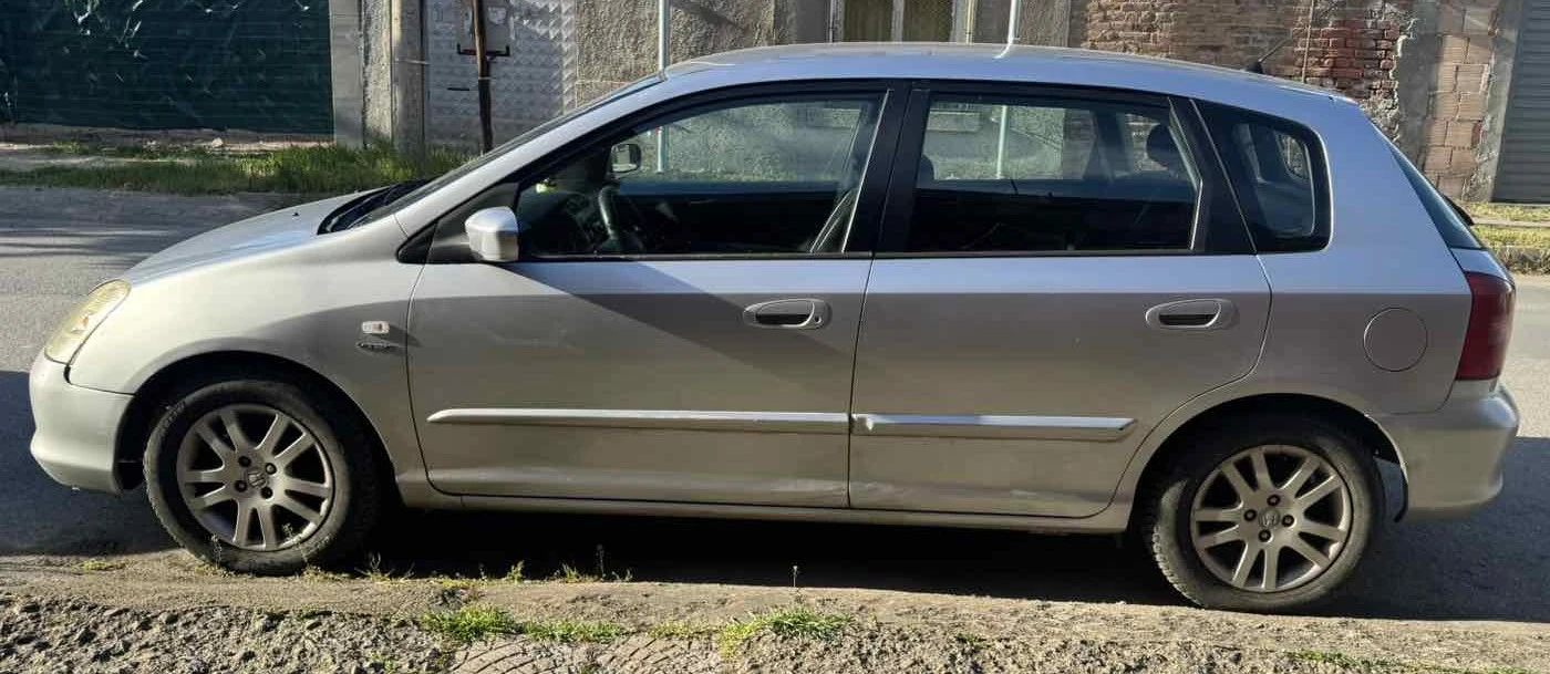 Honda Civic 7 ген. с газов инжекцион, снимка 4 - Автомобили и джипове - 54367746