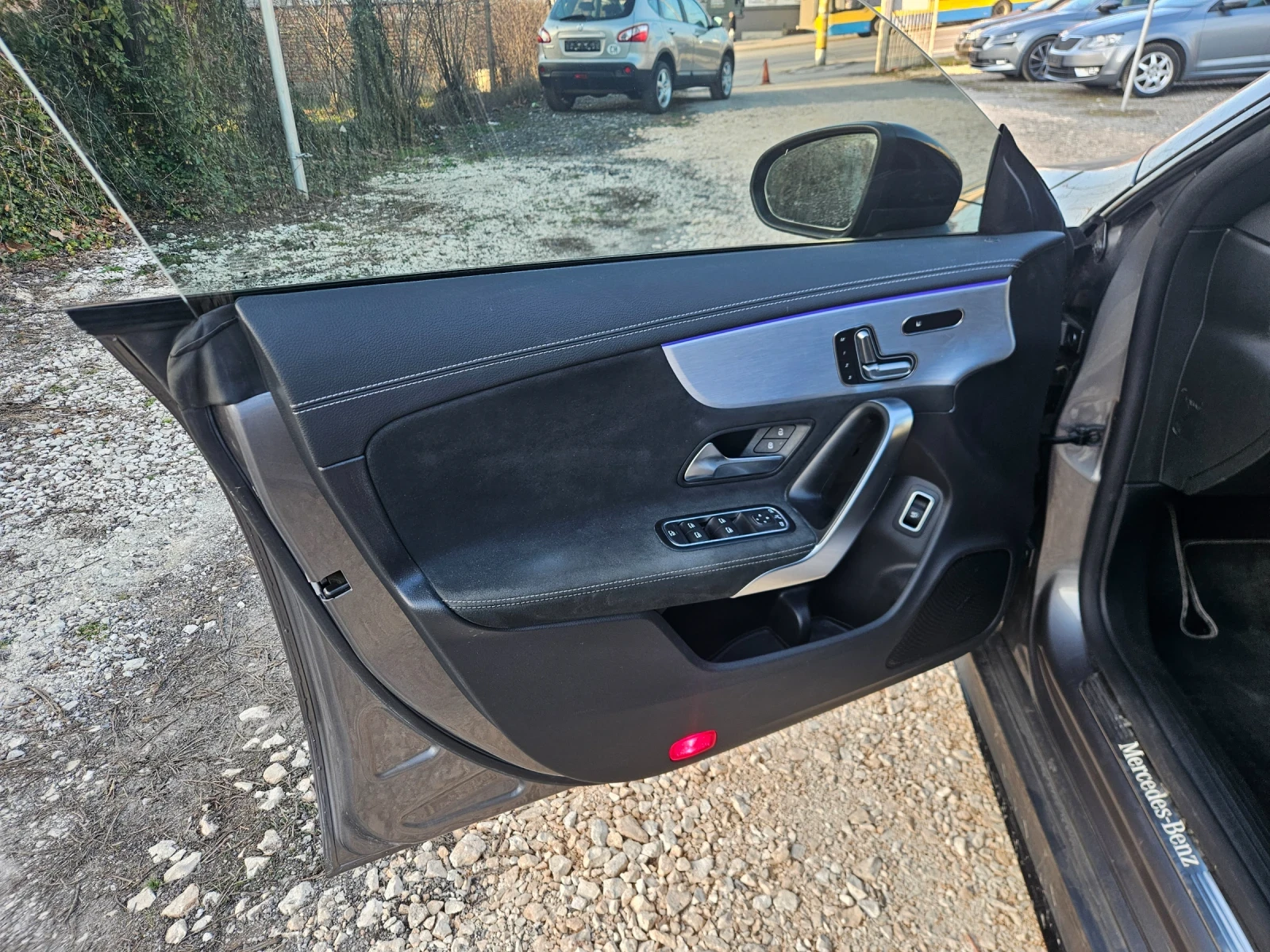 Mercedes-Benz CLA 220  4x4 Amg Line Edition, снимка 16 - Автомобили и джипове - 53830137