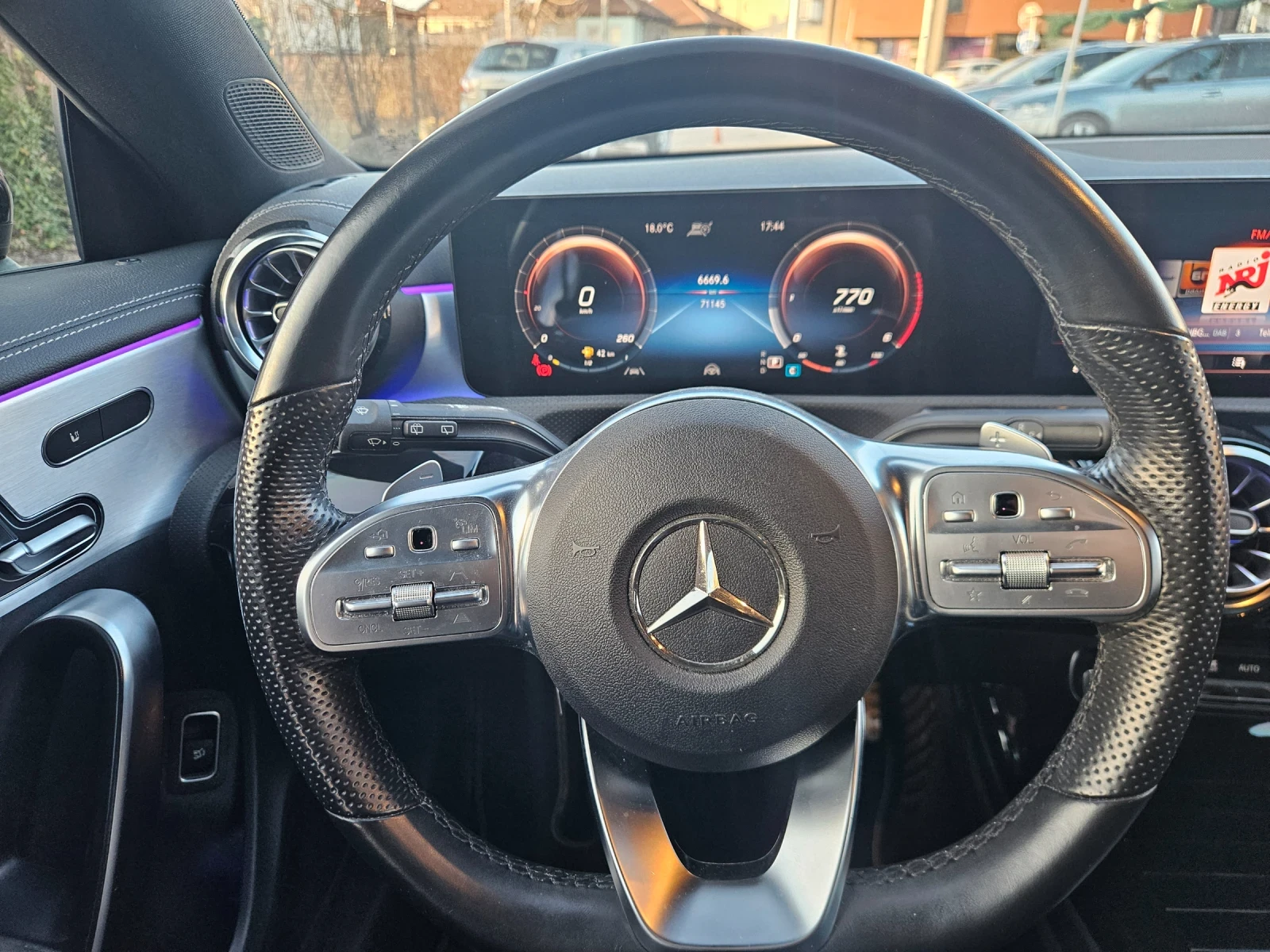 Mercedes-Benz CLA 220  4x4 Amg Line Edition, снимка 11 - Автомобили и джипове - 53830137