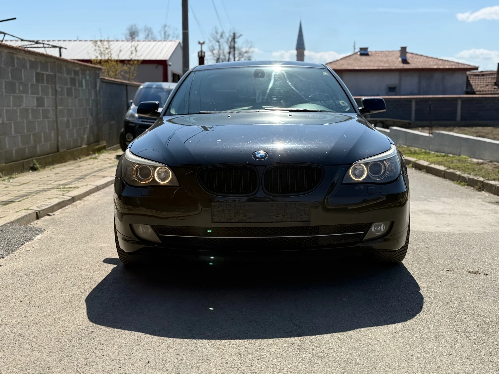 BMW 525 * Facelift* xDrive* 218кс* , снимка 3 - Автомобили и джипове - 53847643