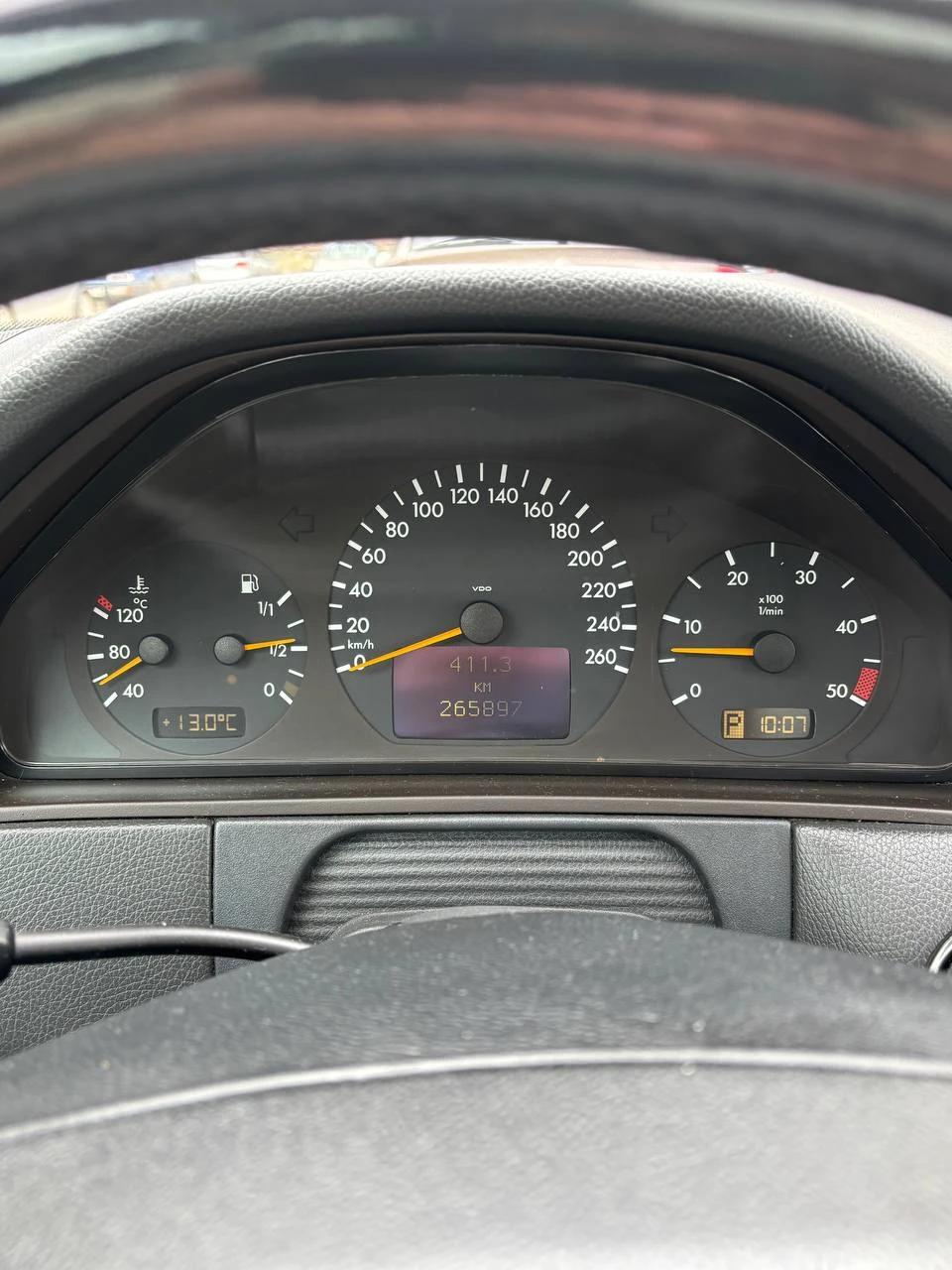 Mercedes-Benz E 270 CDI, снимка 12 - Автомобили и джипове - 53890920