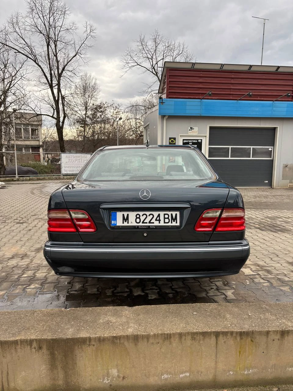 Mercedes-Benz E 270 CDI, снимка 7 - Автомобили и джипове - 53890920