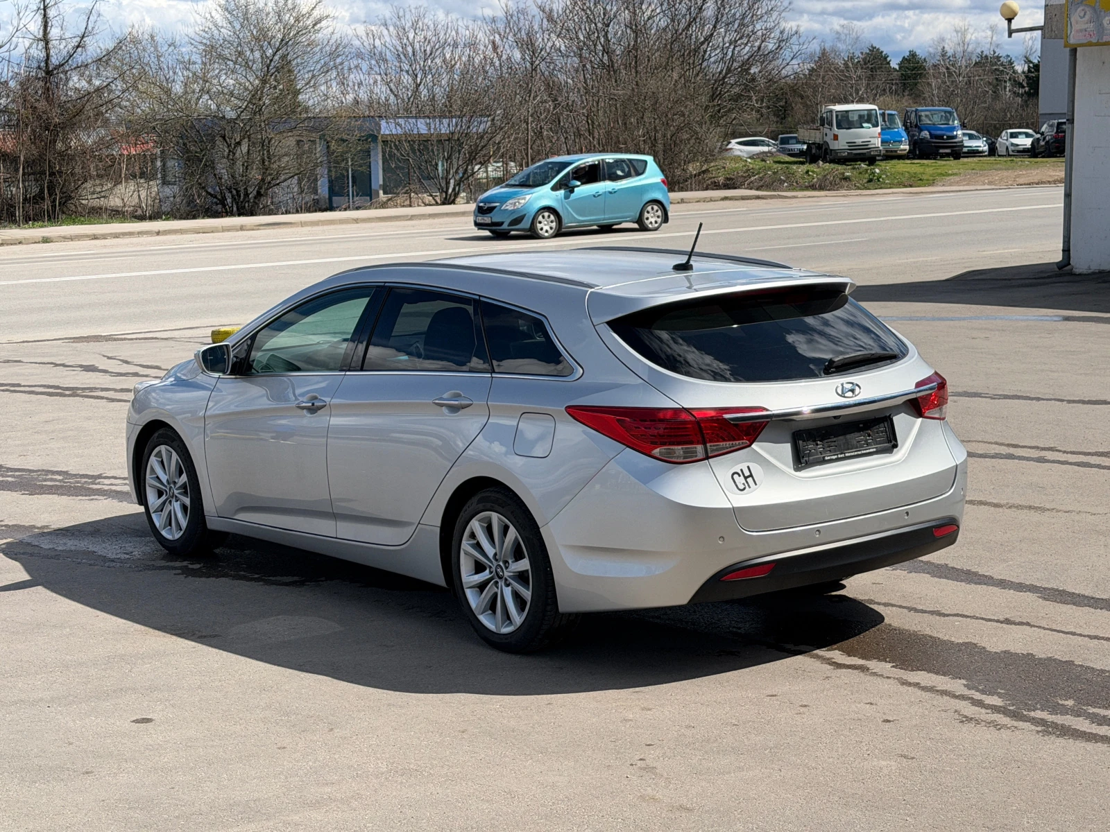 Hyundai I40 2.0I Швейцария, снимка 7 - Автомобили и джипове - 54006712