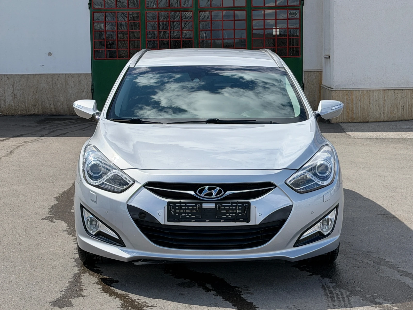 Hyundai I40 2.0I Швейцария, снимка 3 - Автомобили и джипове - 54006712