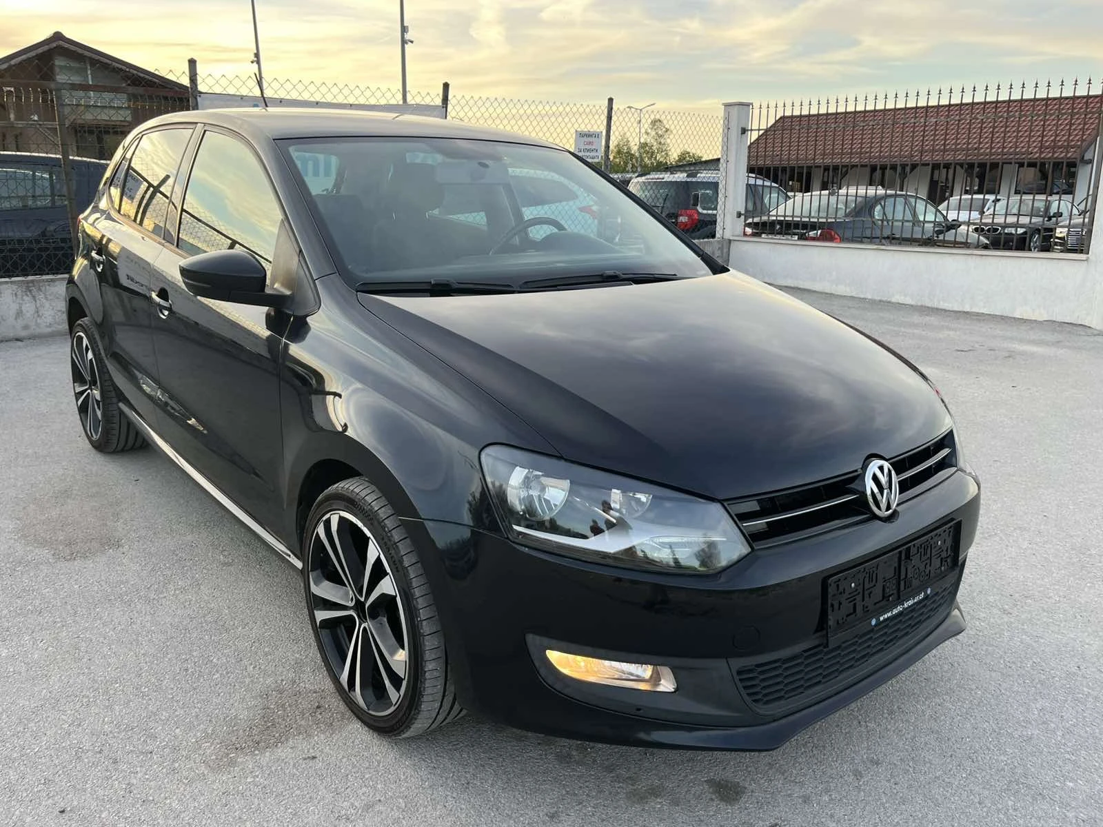 VW Polo 1.2TDI 75кс EURO 5B КЛИМАТРОНИК , снимка 3 - Автомобили и джипове - 54336149