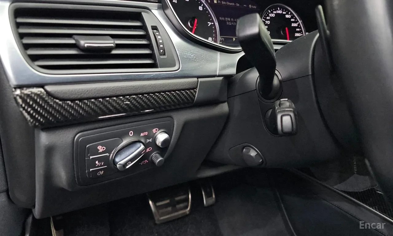 Audi Rs7 4.0 Quattro V8, HeadUP, Шибидах, Подгрев, Шибидах, снимка 11 - Автомобили и джипове - 54607855