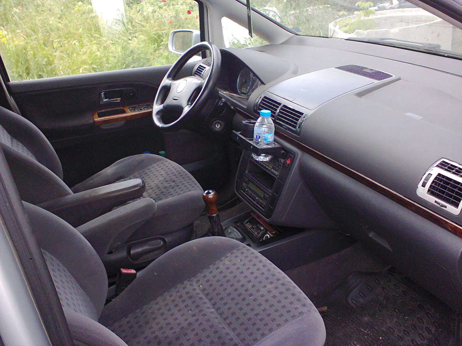 VW Sharan 1.9 TD 6+ 1* КЛИМАТРОНИК* 6 скорости , снимка 6 - Автомобили и джипове - 54654591