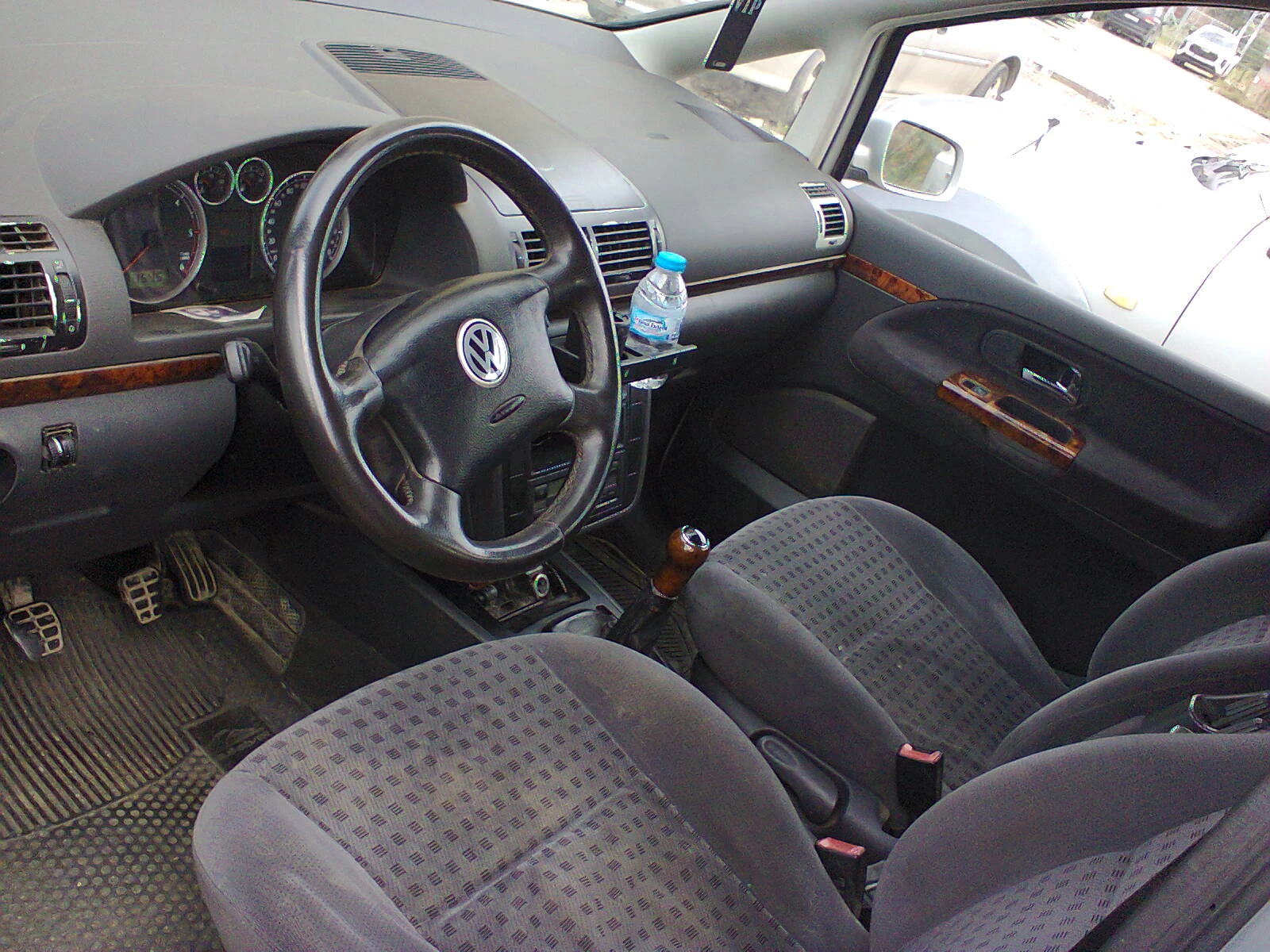VW Sharan 1.9 TD 6+ 1* КЛИМАТРОНИК* 6 скорости , снимка 5 - Автомобили и джипове - 54654591