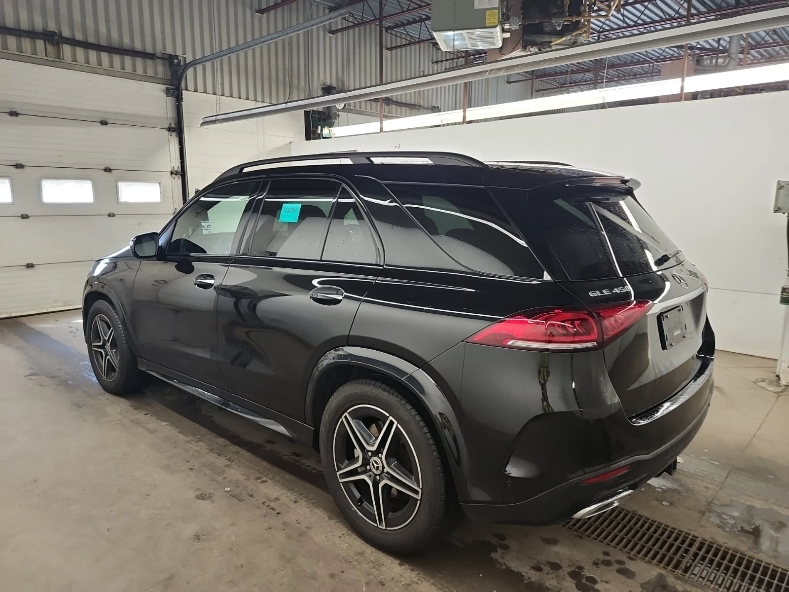 Mercedes-Benz GLE 450 4MATIC/AMG-PACK/BURMESTER/PANO/360, снимка 5 - Автомобили и джипове - 54758686