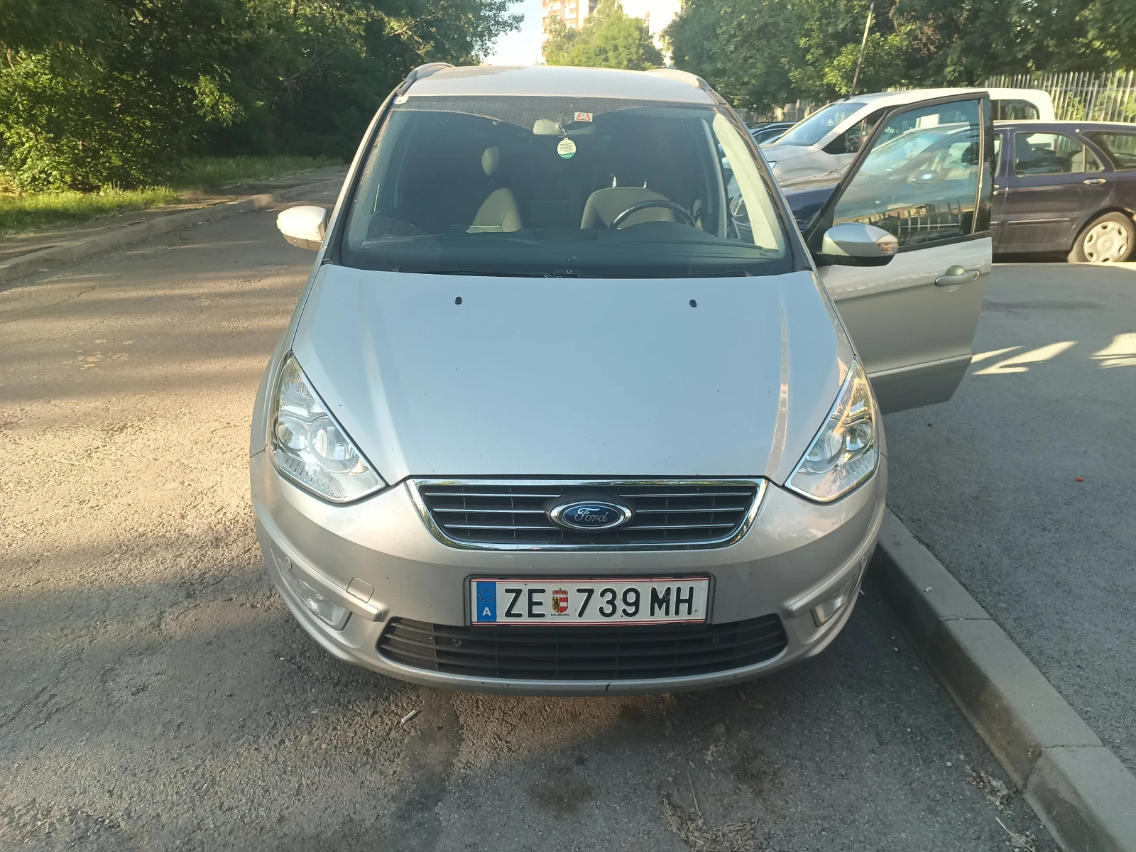 Ford Galaxy 2.0tdci, снимка 4 - Автомобили и джипове - 54825186