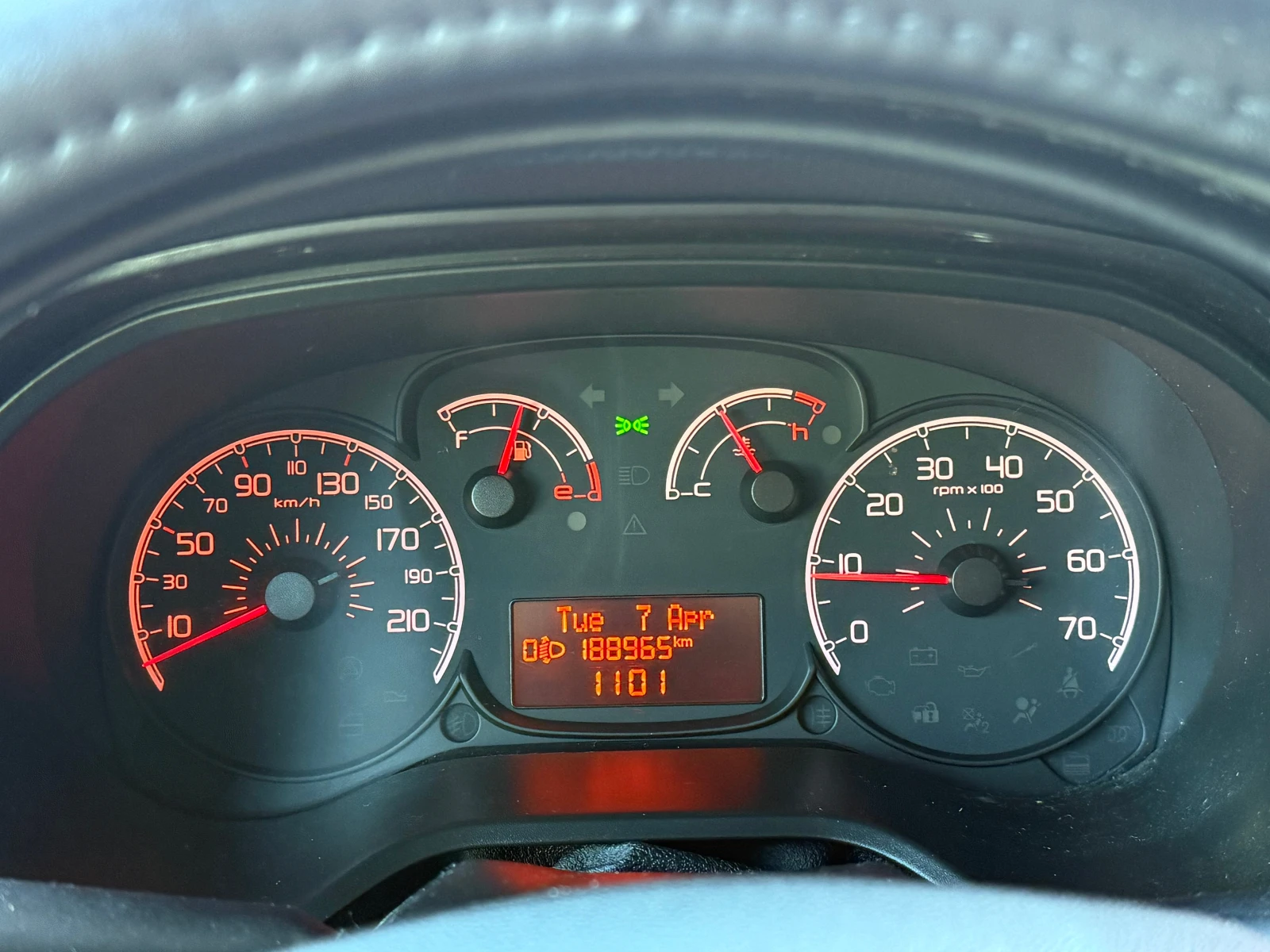 Fiat Doblo 1.3 Mulitijet, снимка 14 - Автомобили и джипове - 54856669
