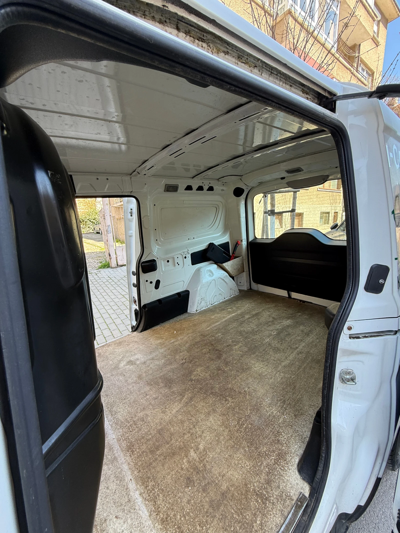 Fiat Doblo 1.3 Mulitijet, снимка 9 - Автомобили и джипове - 54856669