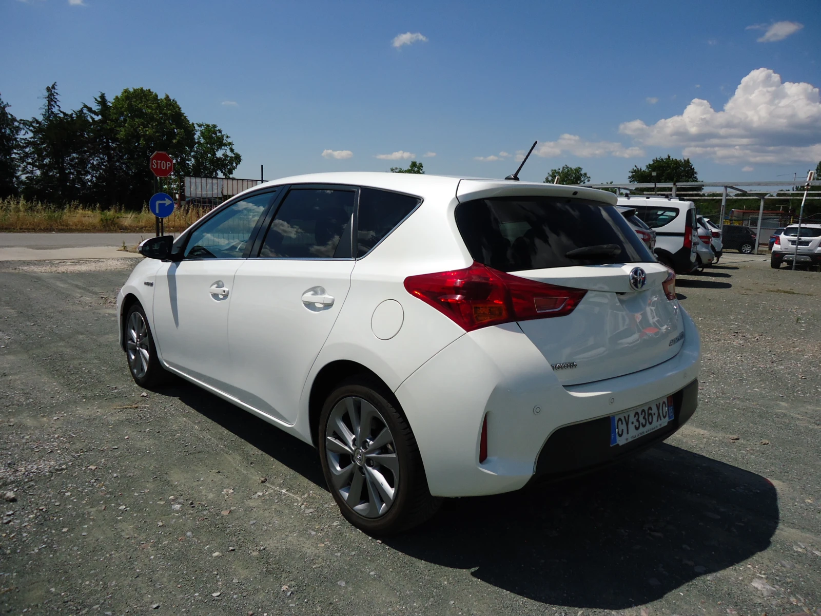 Toyota Auris 1.8 HYBRID ��������� ������ | Mobile.bg � ����������� 4