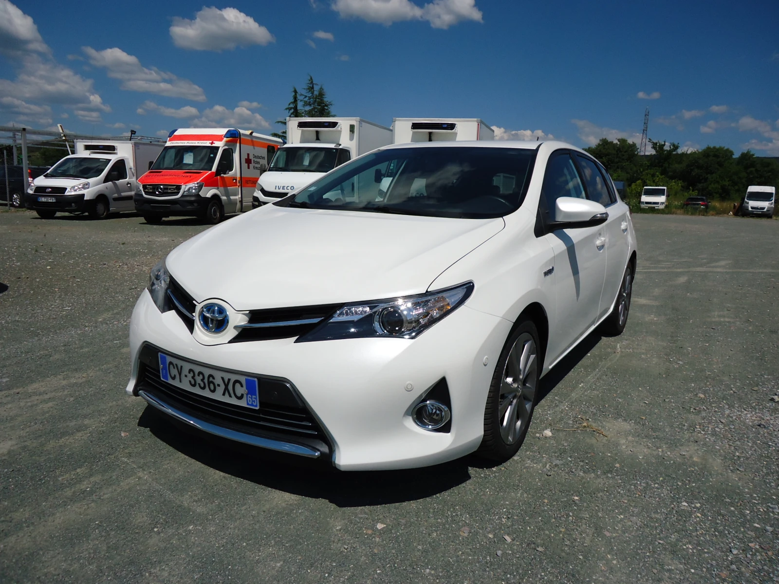 Toyota Auris 1.8 HYBRID ��������� ������ | Mobile.bg � ����������� 1