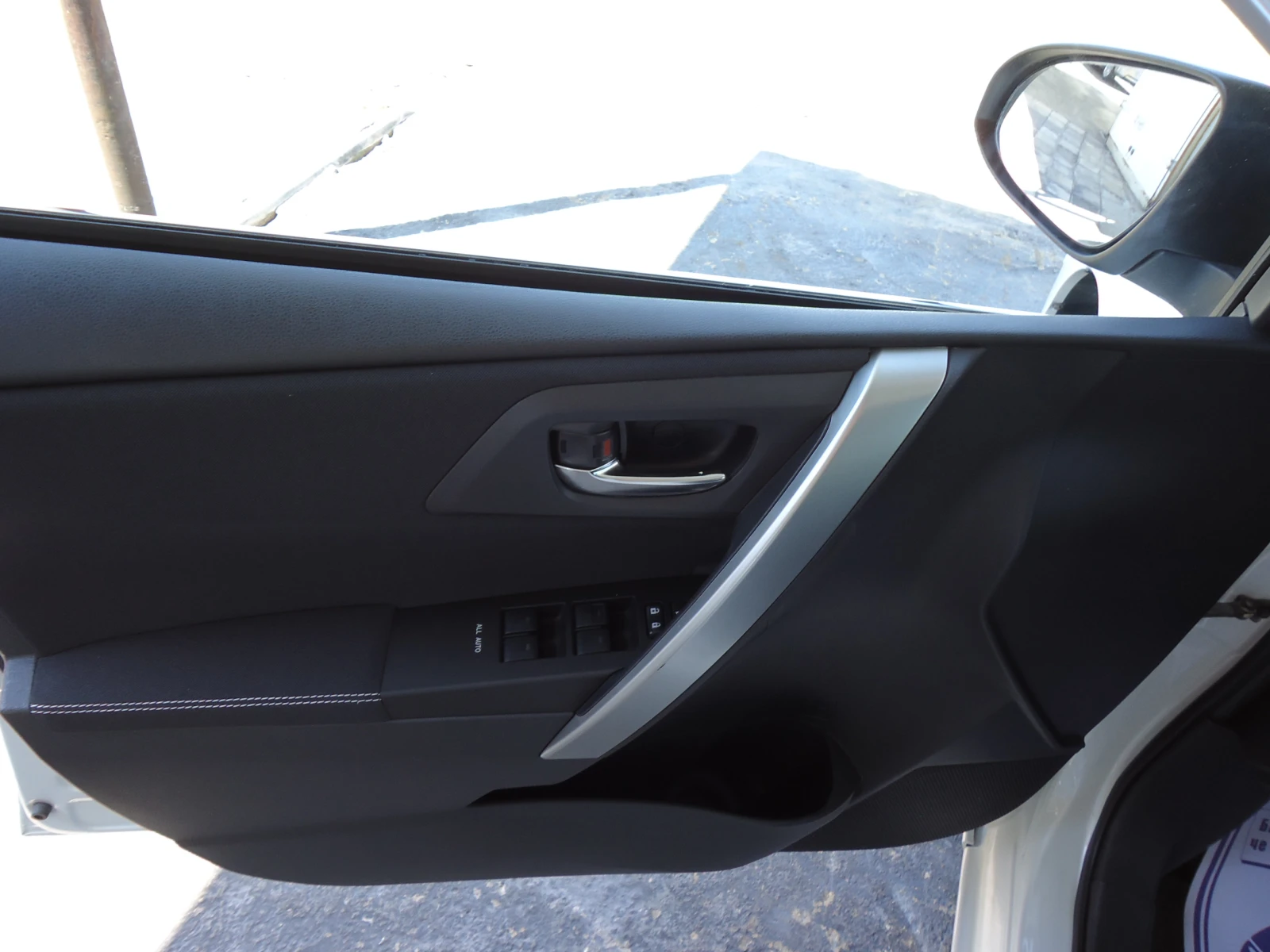 Toyota Auris 1.8 HYBRID ��������� ������ | Mobile.bg � ����������� 7