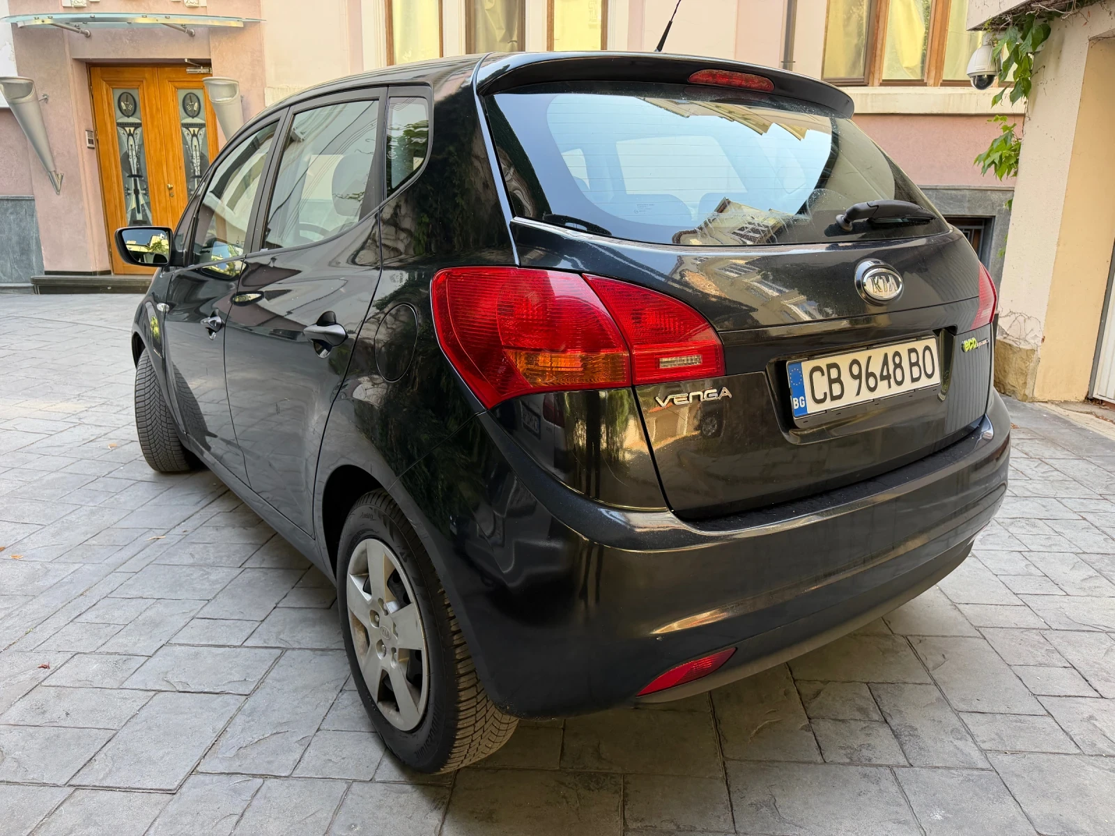 Kia Venga 1.4 бензин ECO Dynamics, снимка 6 - Автомобили и джипове - 55423259
