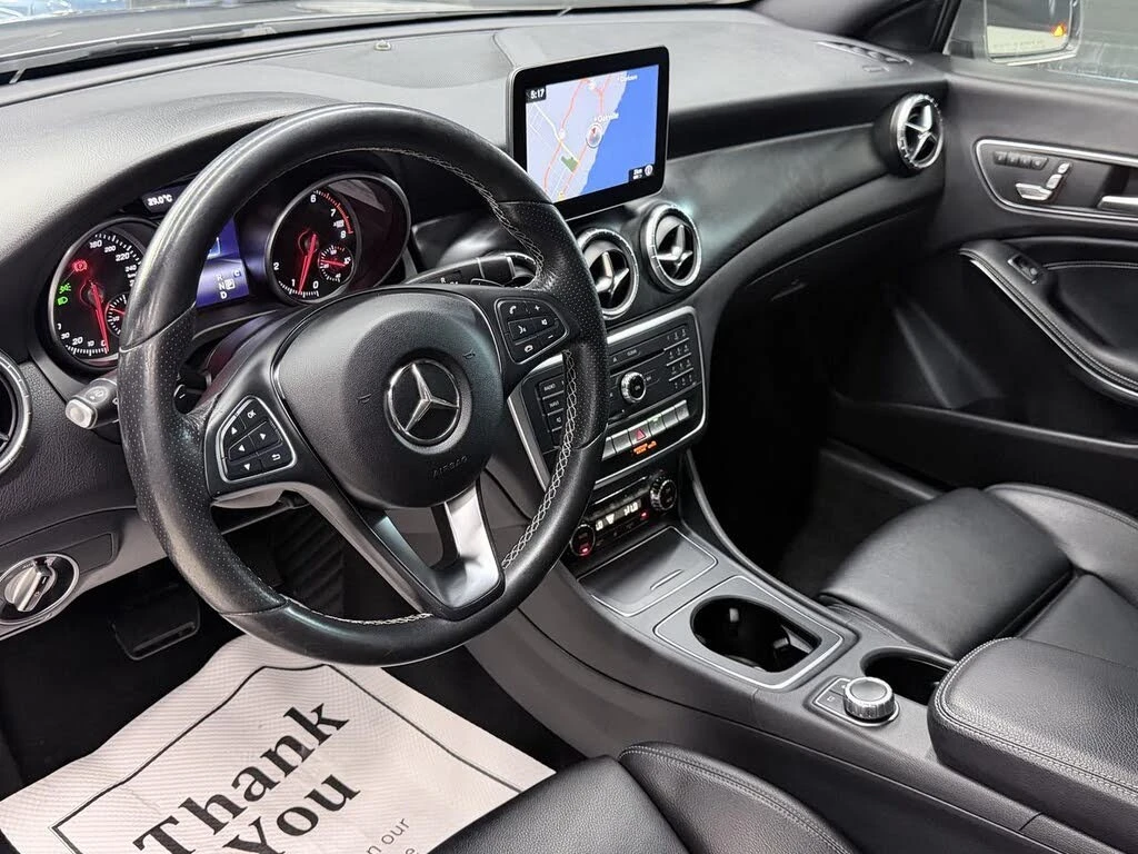 Mercedes-Benz CLA 250 4MATIC/PANOROOF/REAR-VIEW/PREMIUM, снимка 6 - Автомобили и джипове - 55425395