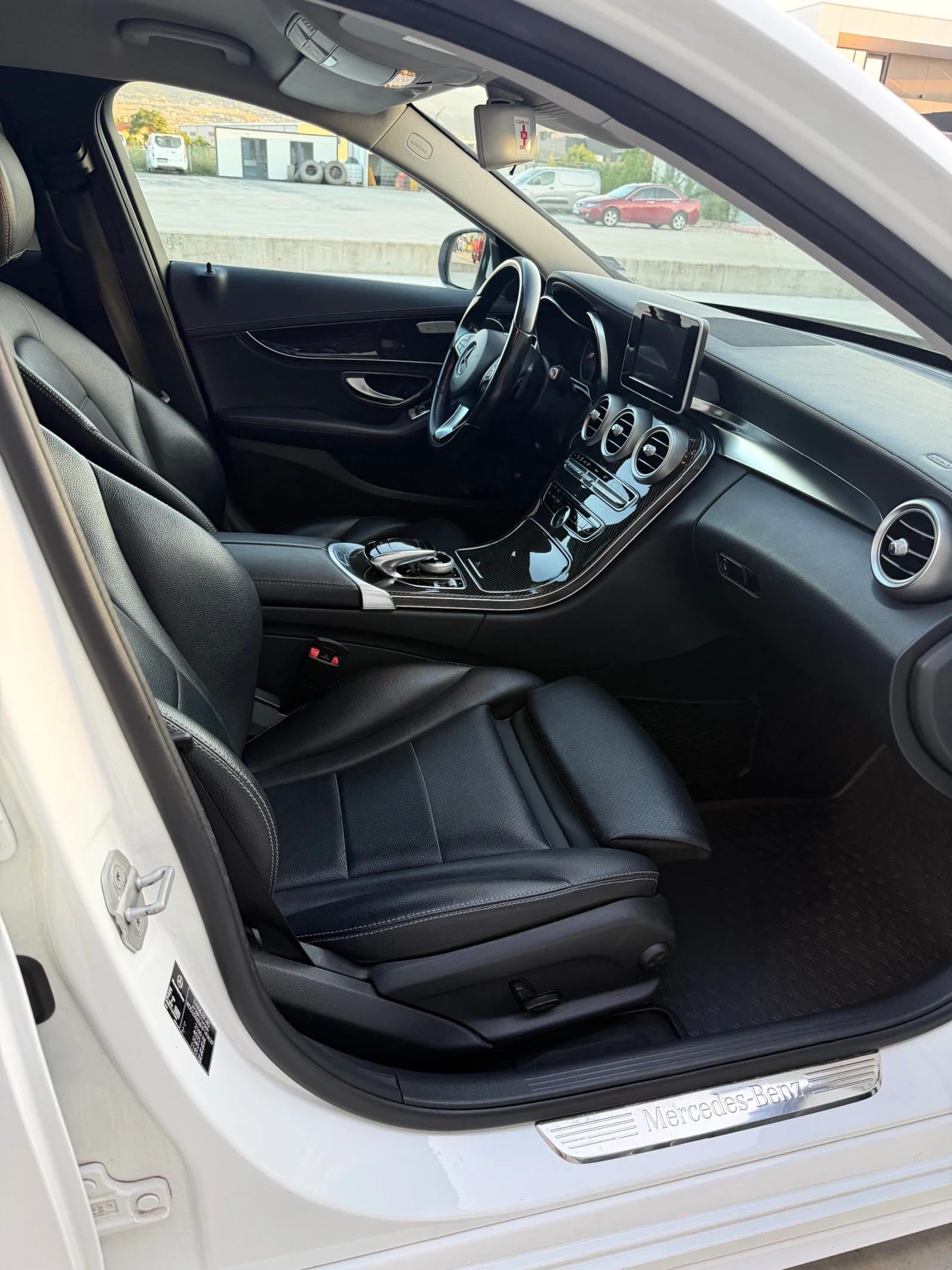 Mercedes-Benz C 250 AMG РАСK/СМЕНЕНИ ВЕРИГИ/РЕАЛНИ KM, снимка 8 - Автомобили и джипове - 55495267