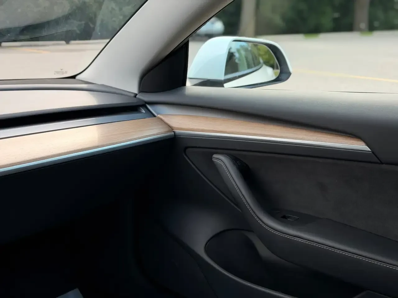 Tesla Model 3 RWD* НАЙ-ЗДРАВАТА БАТЕРИЯ* КРАЙНА ЦЕНА, снимка 13 - Автомобили и джипове - 55889065