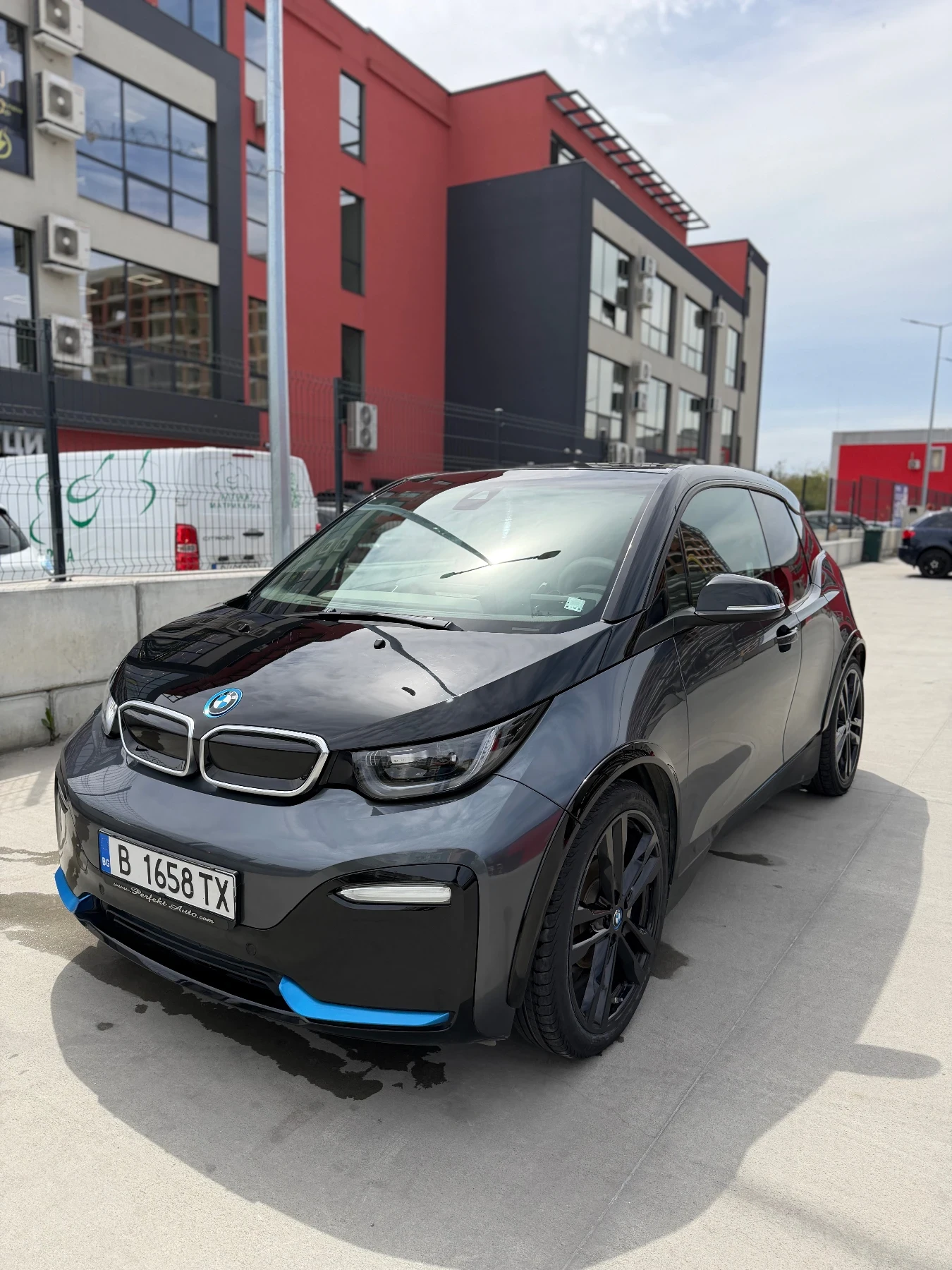 BMW i3 S