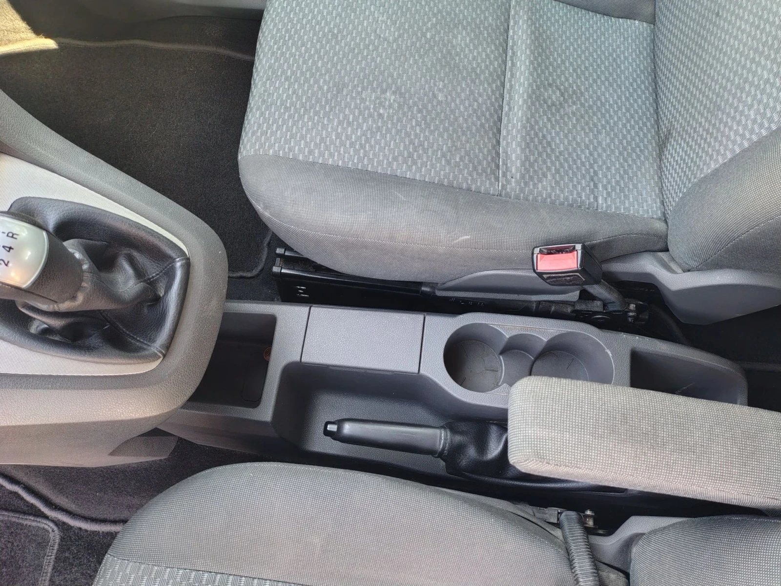 Ford C-max 103800км , снимка 12 - Автомобили и джипове - 56193925