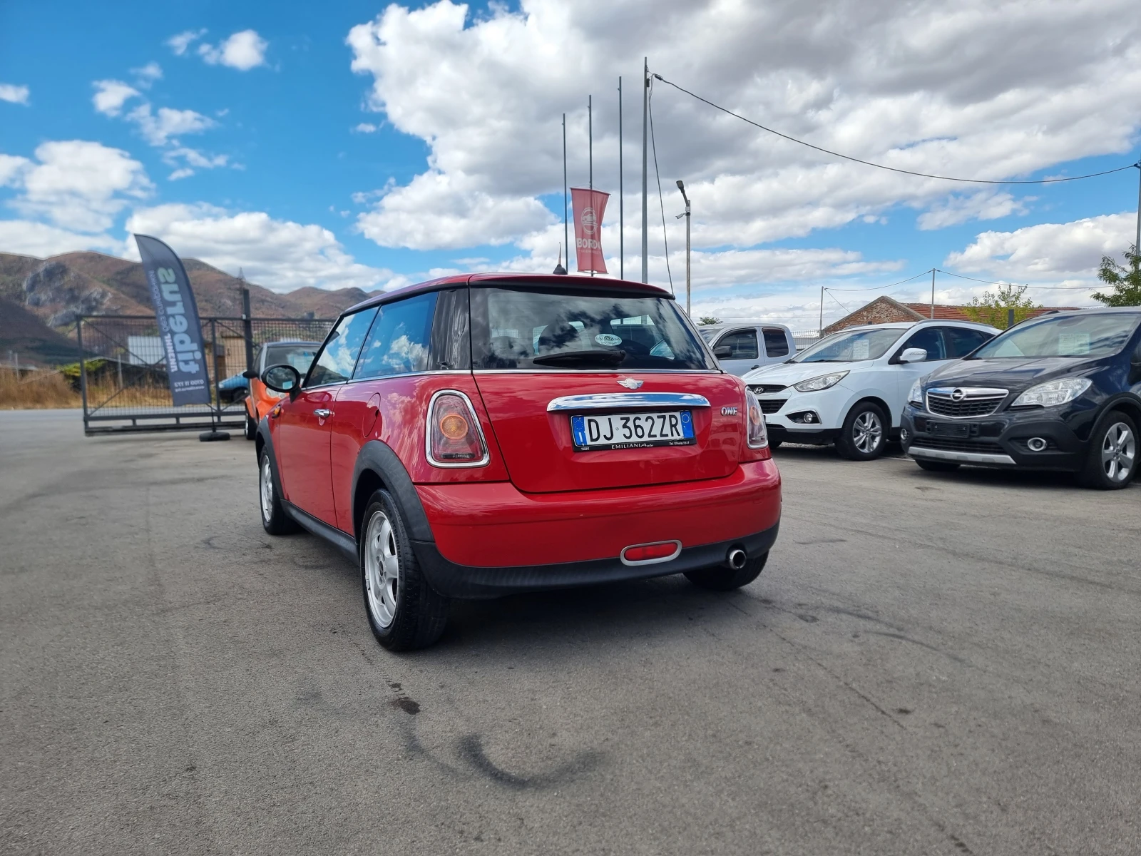 Mini One 1.4I, снимка 5 - Автомобили и джипове - 56210344