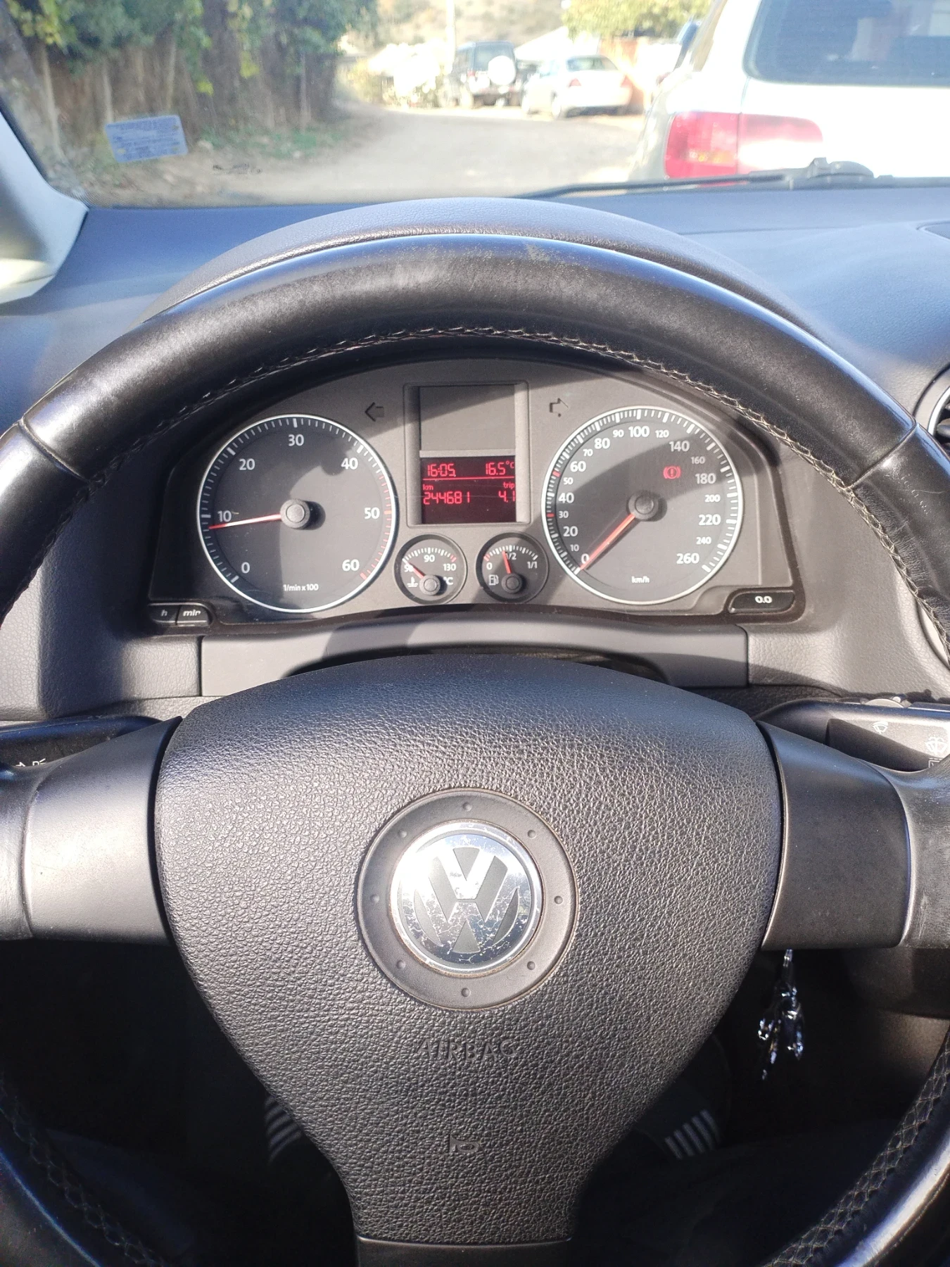 VW Golf Plus, снимка 9 - Автомобили и джипове - 56549545