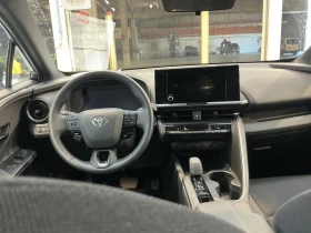 Toyota C-HR 1.8L Hybrid Dynamic e-CVT Navi, снимка 6