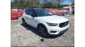 Volvo XC40 T4* R-DESIGN* ПОДГРЕВ* KEYLESS* КАМЕРИ* ПАНО* 