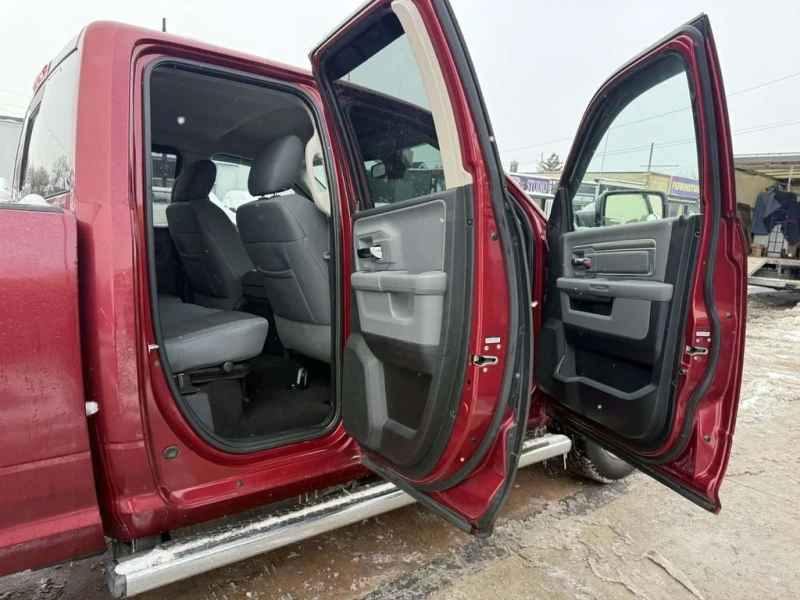 Dodge RAM 1500 * SLT * CARFAX * ЦЕНА ДО БГ, снимка 9 - Автомобили и джипове - 53257651