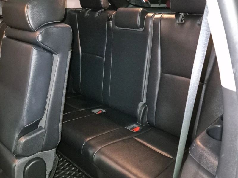 Toyota Highlander XLE * * ЧЕРЕН САЛОН * * БЕЗ ИНЦИДЕНТИ * * , снимка 9 - Автомобили и джипове - 53404645