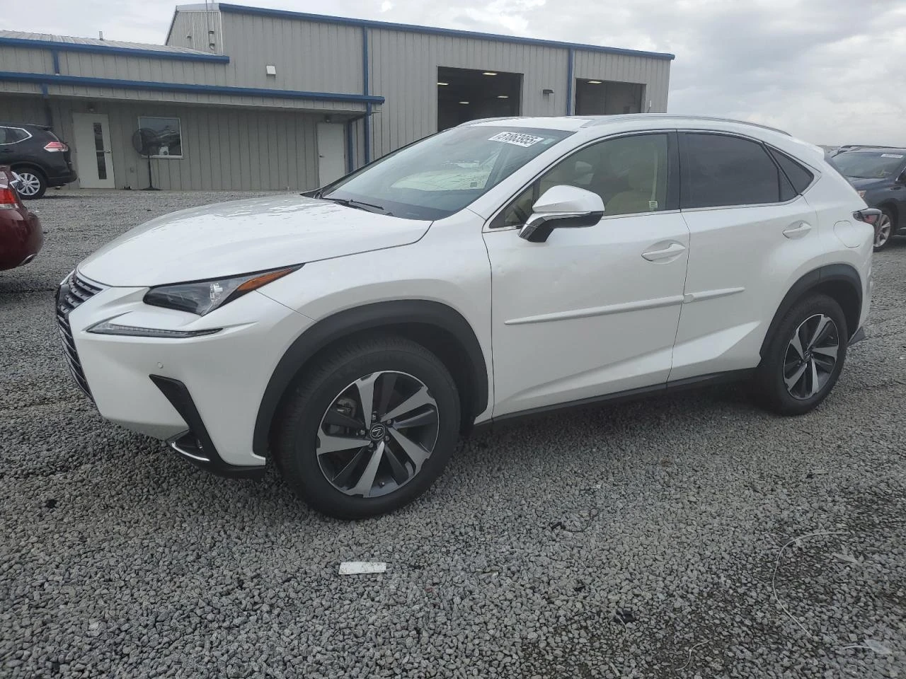 Lexus NX 300 ФИКСИРАНА ЦЕНА! КОЖА/ЕЛ.СЕДАЛКИ/ГРАДУШКА! - изображение 3