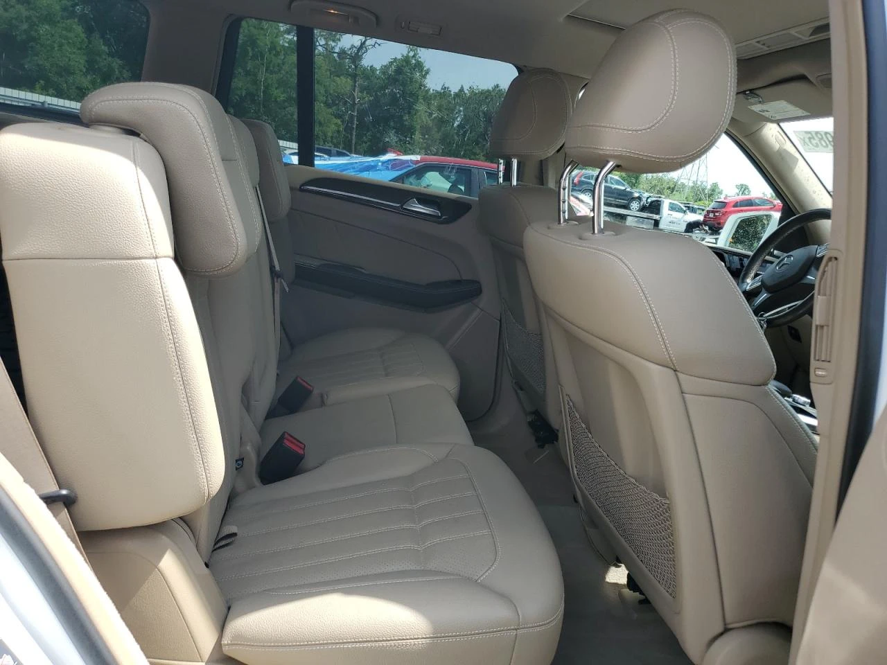 Mercedes-Benz GL 450 4Matic* Harman/Kardon* Обдухване* Панорама - изображение 10