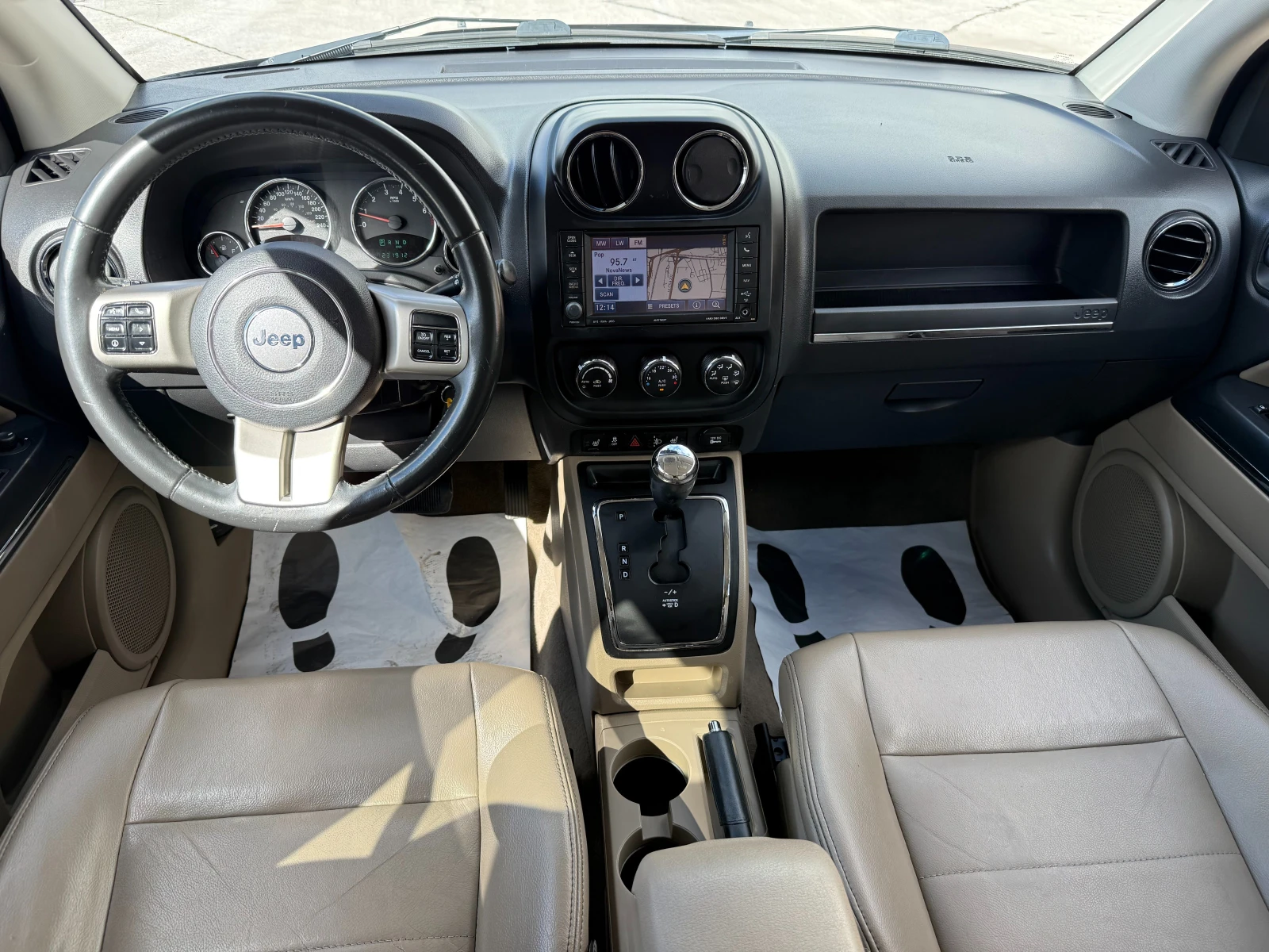 Jeep Compass 2.4i 170 к.с.  - изображение 10