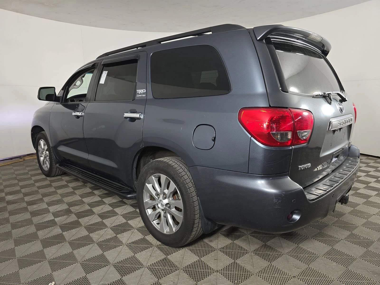 Toyota Sequoia LIMITED* 5.7 V8* * JBL* 4X4 | Mobile.bg   6