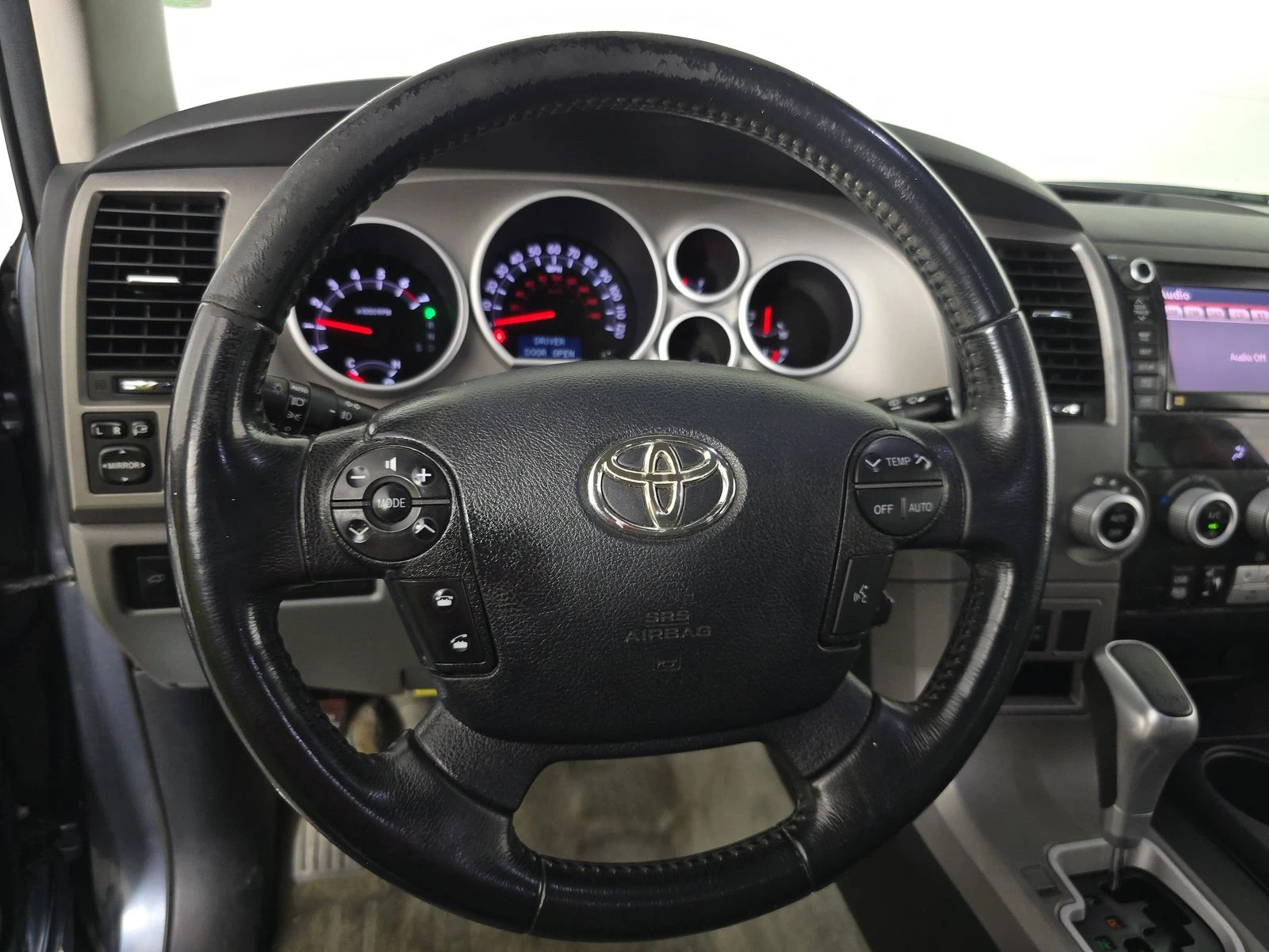 Toyota Sequoia LIMITED* 5.7 V8* * JBL* 4X4 | Mobile.bg   8