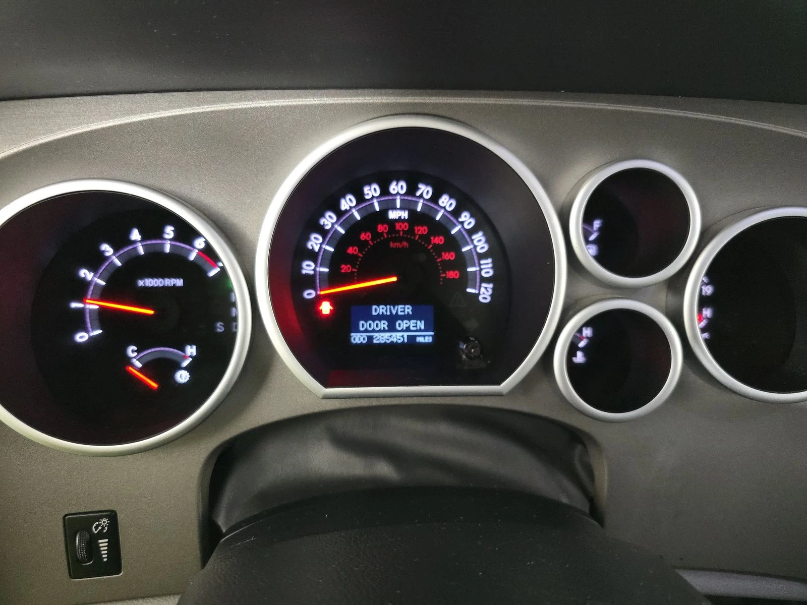 Toyota Sequoia LIMITED* 5.7 V8* * JBL* 4X4 | Mobile.bg   9