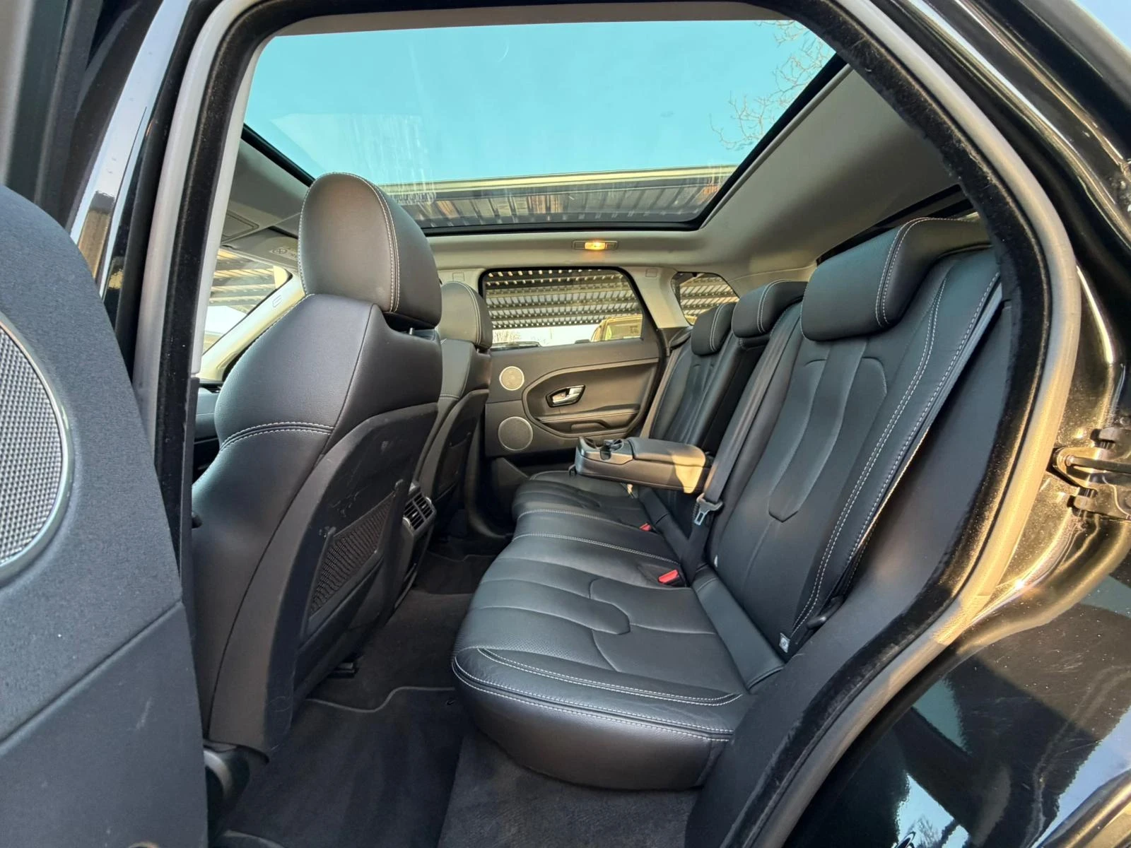 Land Rover Range Rover Evoque SQ4/Panorama/Camera/Meridian Sound | Mobile.bg � ����������� 12