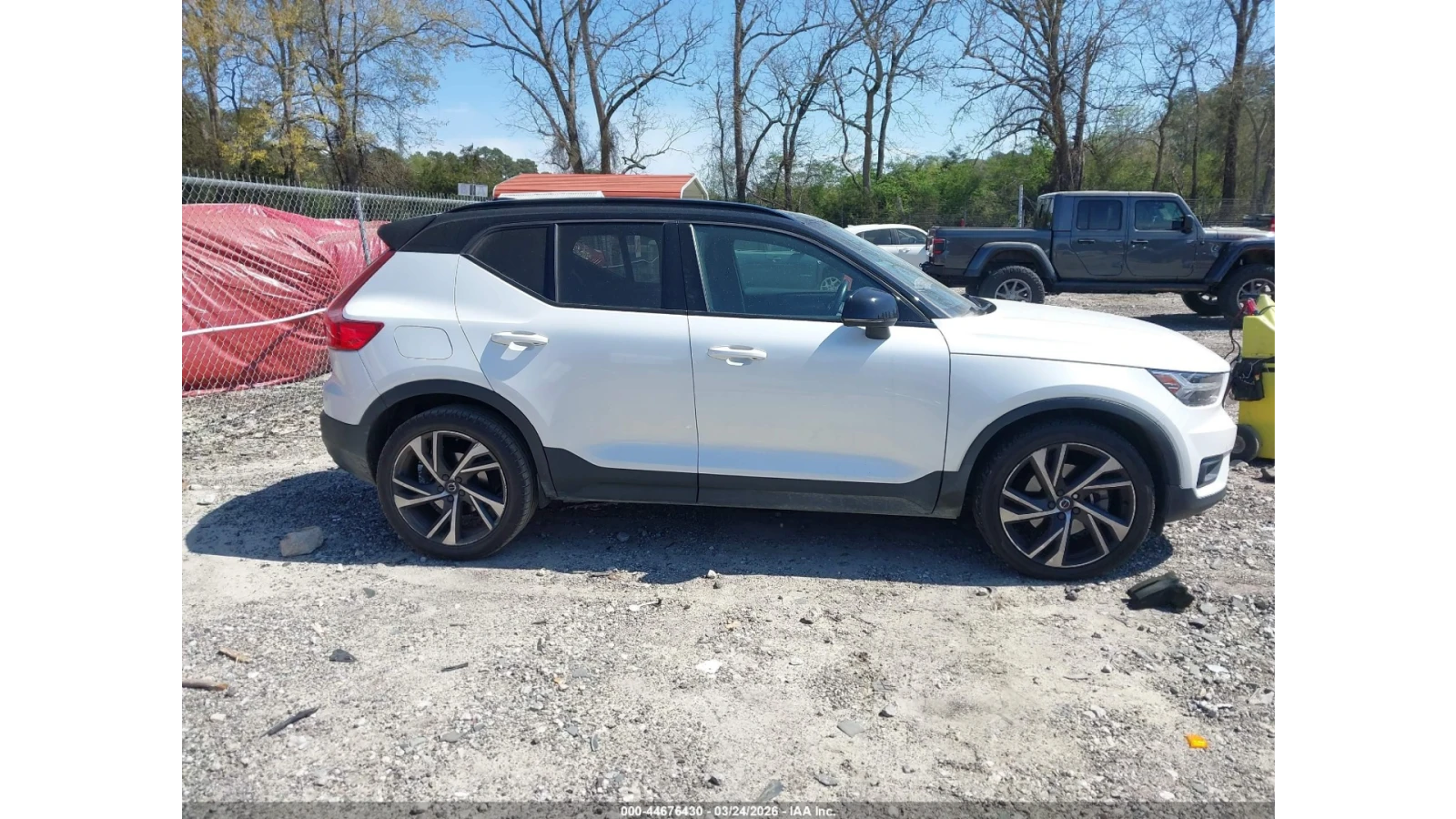Volvo XC40 T4* R-DESIGN* �������* KEYLESS* ������* ����*  | Mobile.bg � ����������� 8